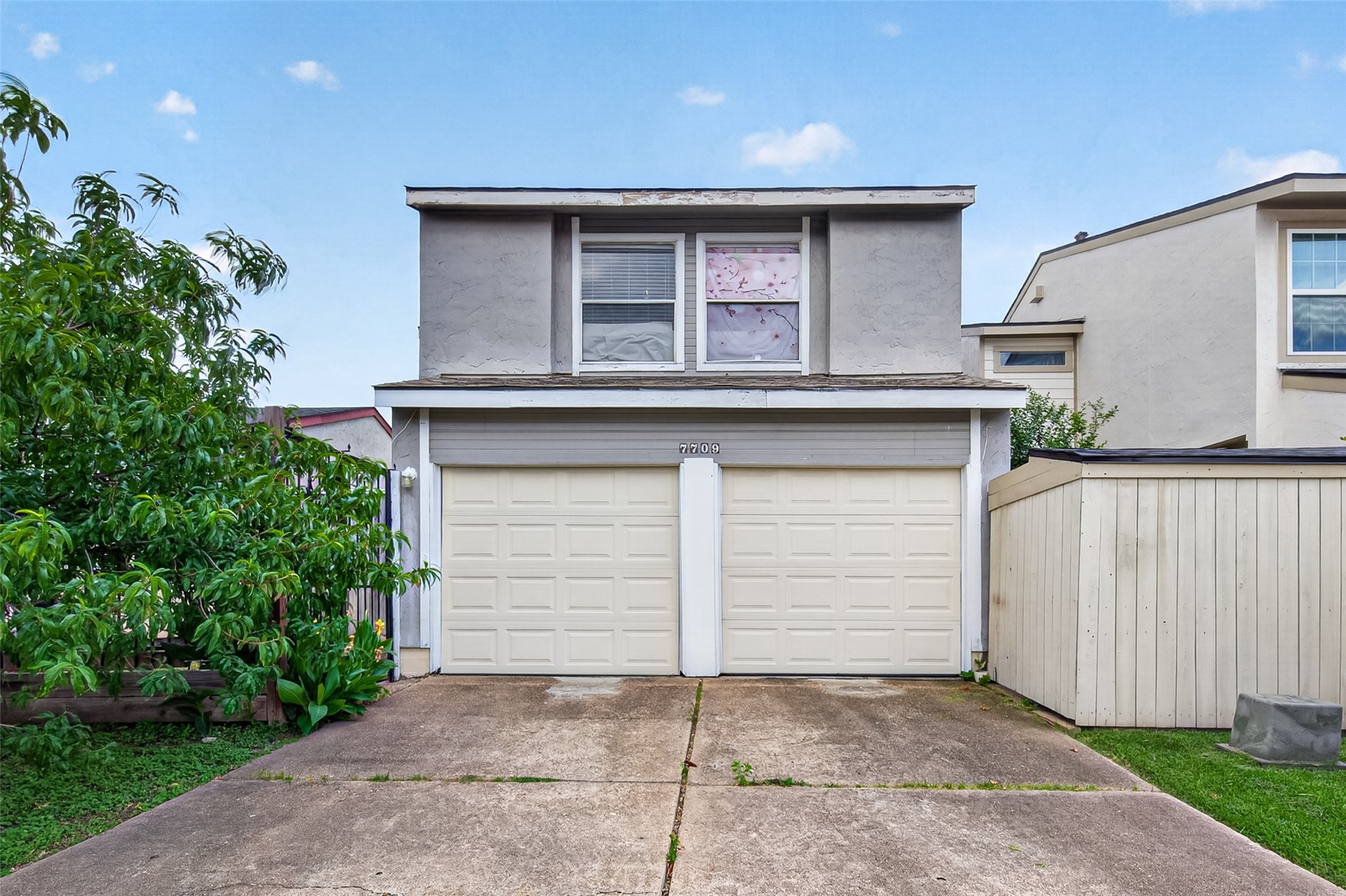 7709 Shadow Hill Lane