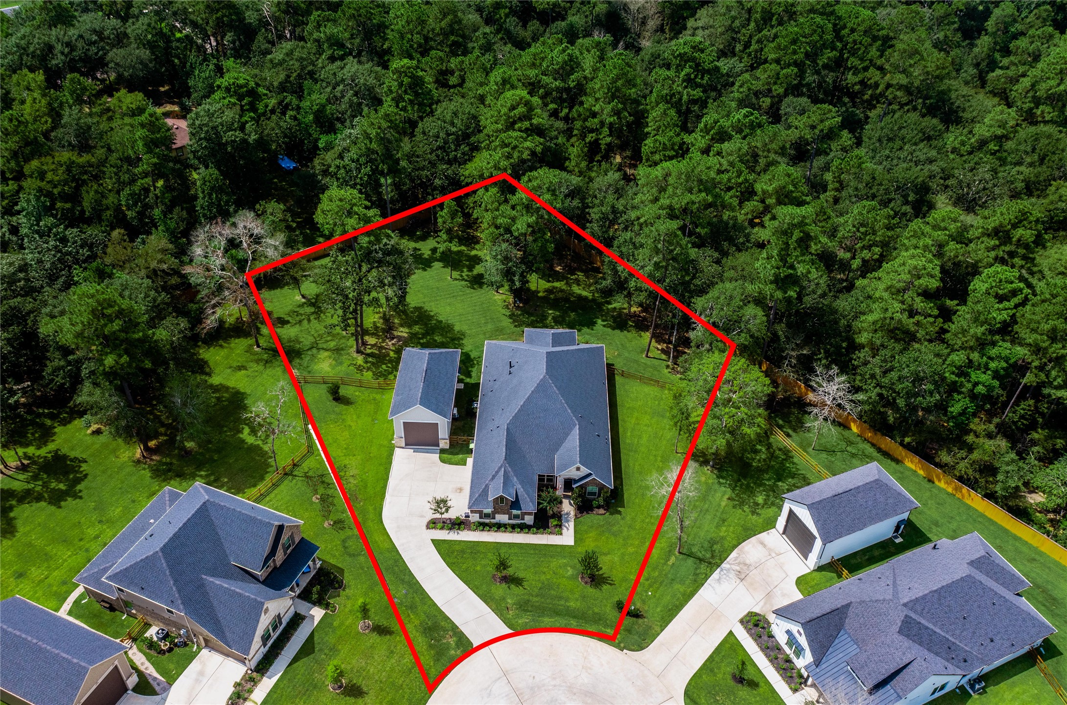 Listing photo 2