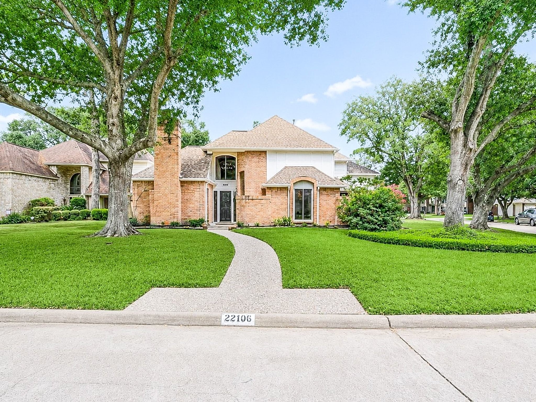 Listing photo 3