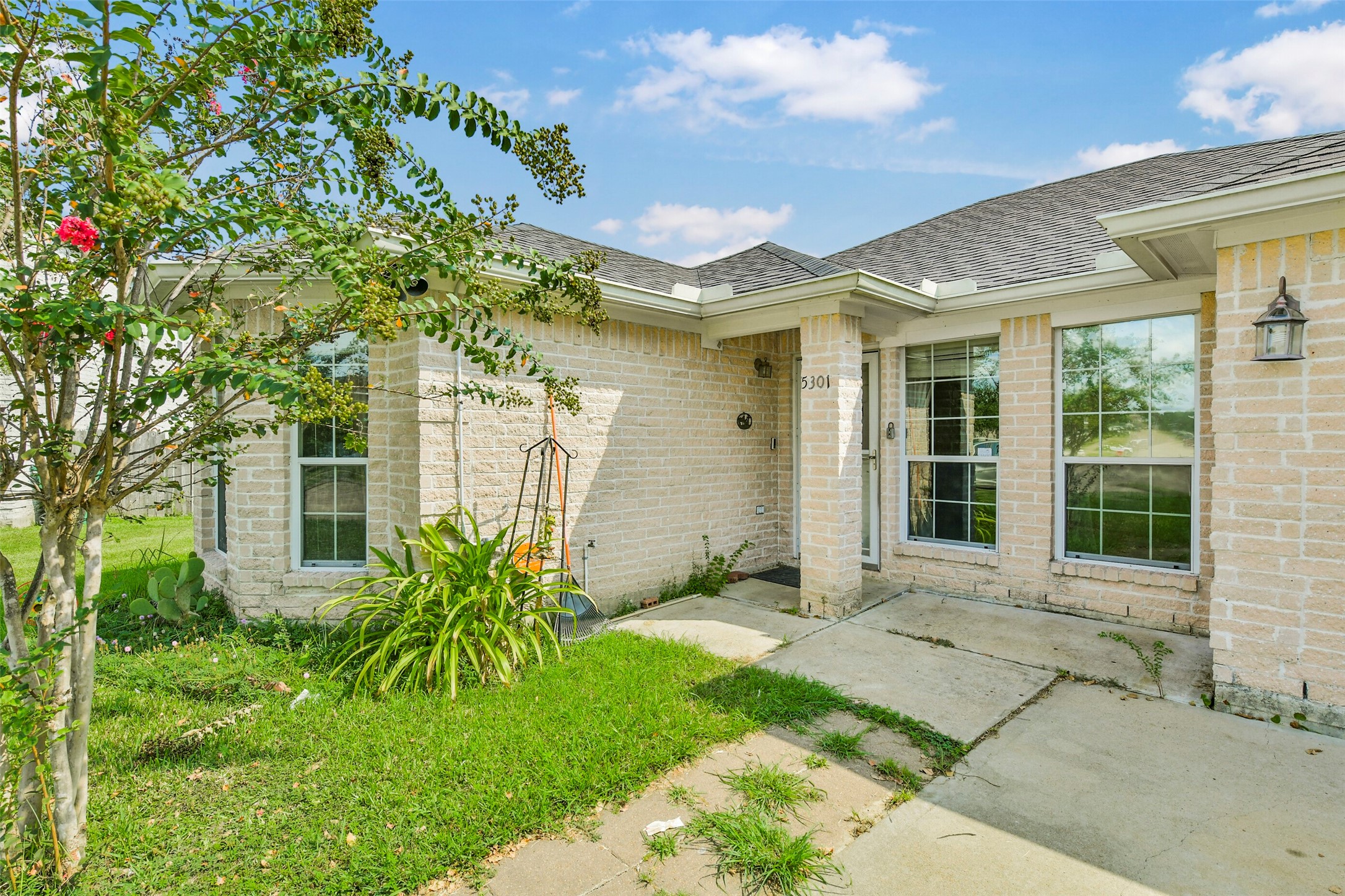 Listing photo 4