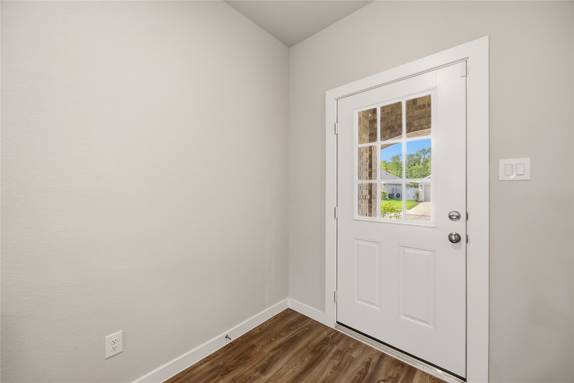 Listing photo 4