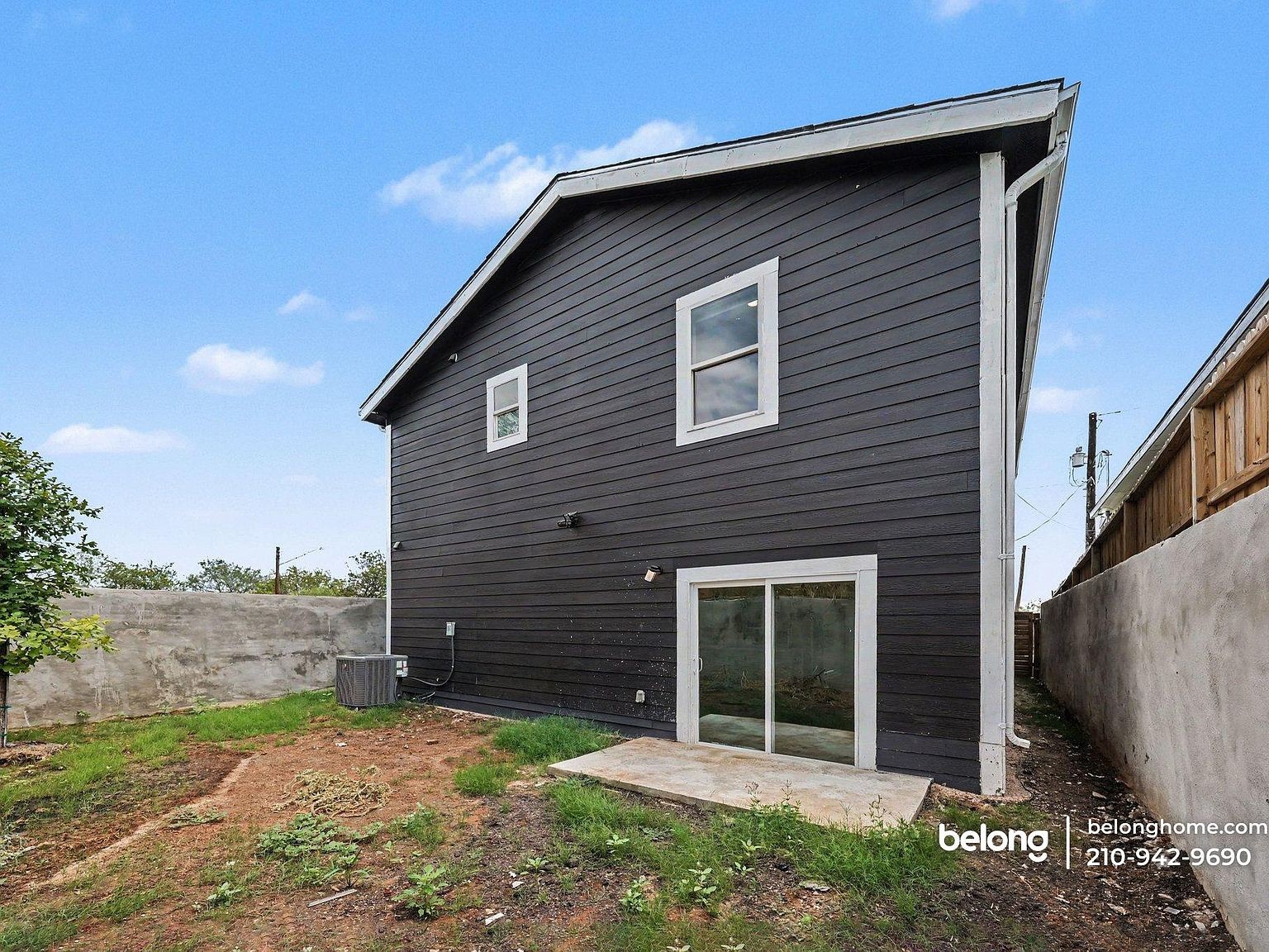 Listing photo 4