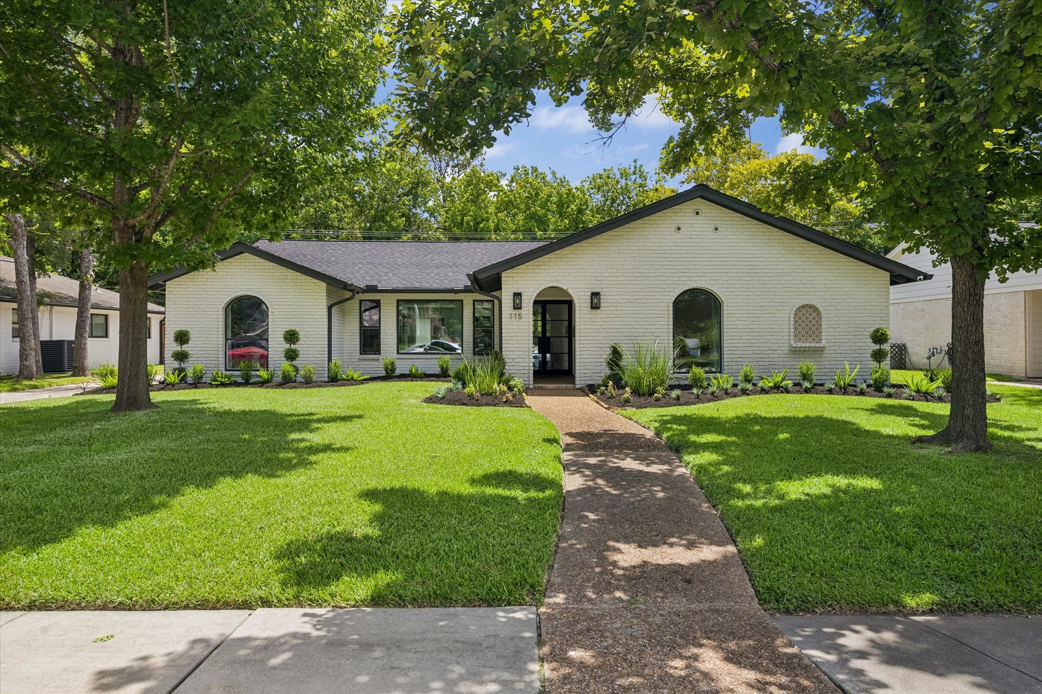 115 Blue Willow Drive