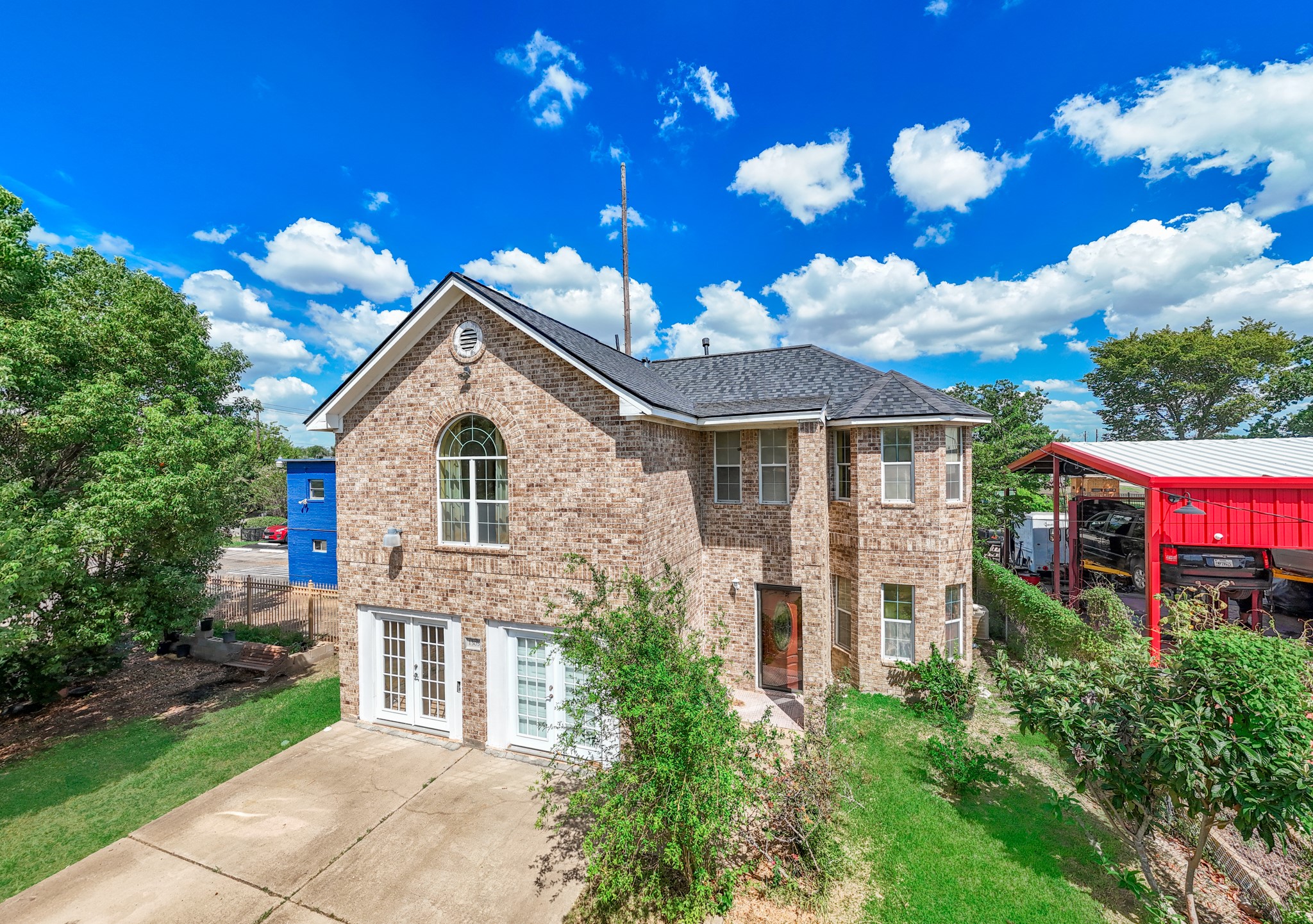 Listing photo 1