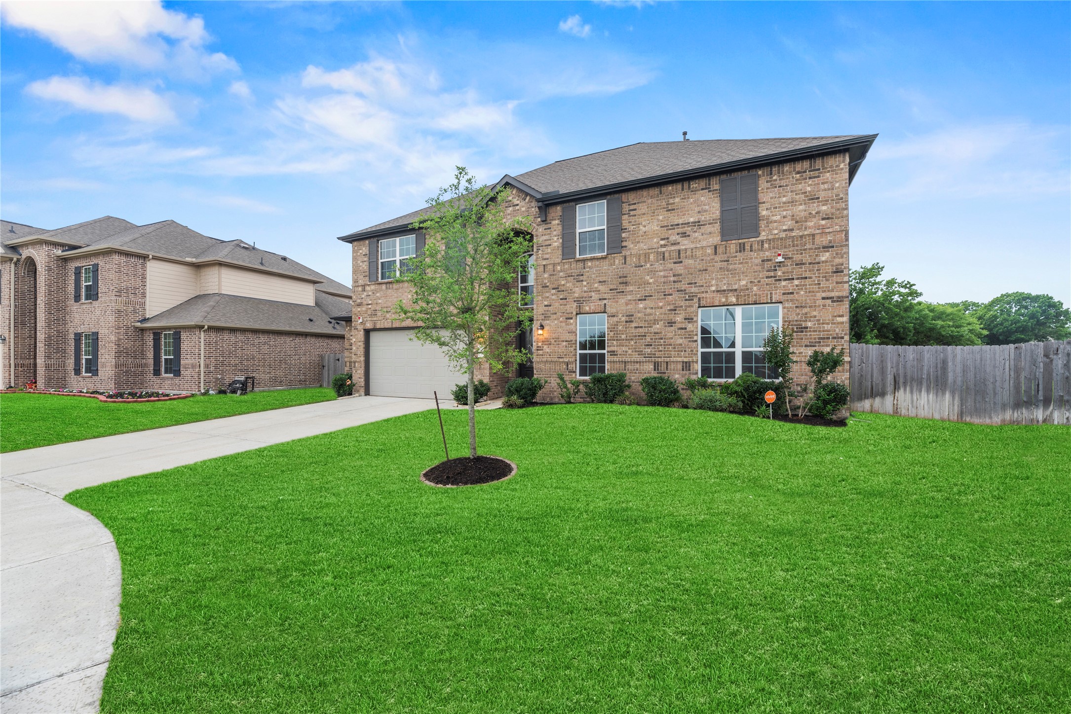 2411 Jitterbug Lane