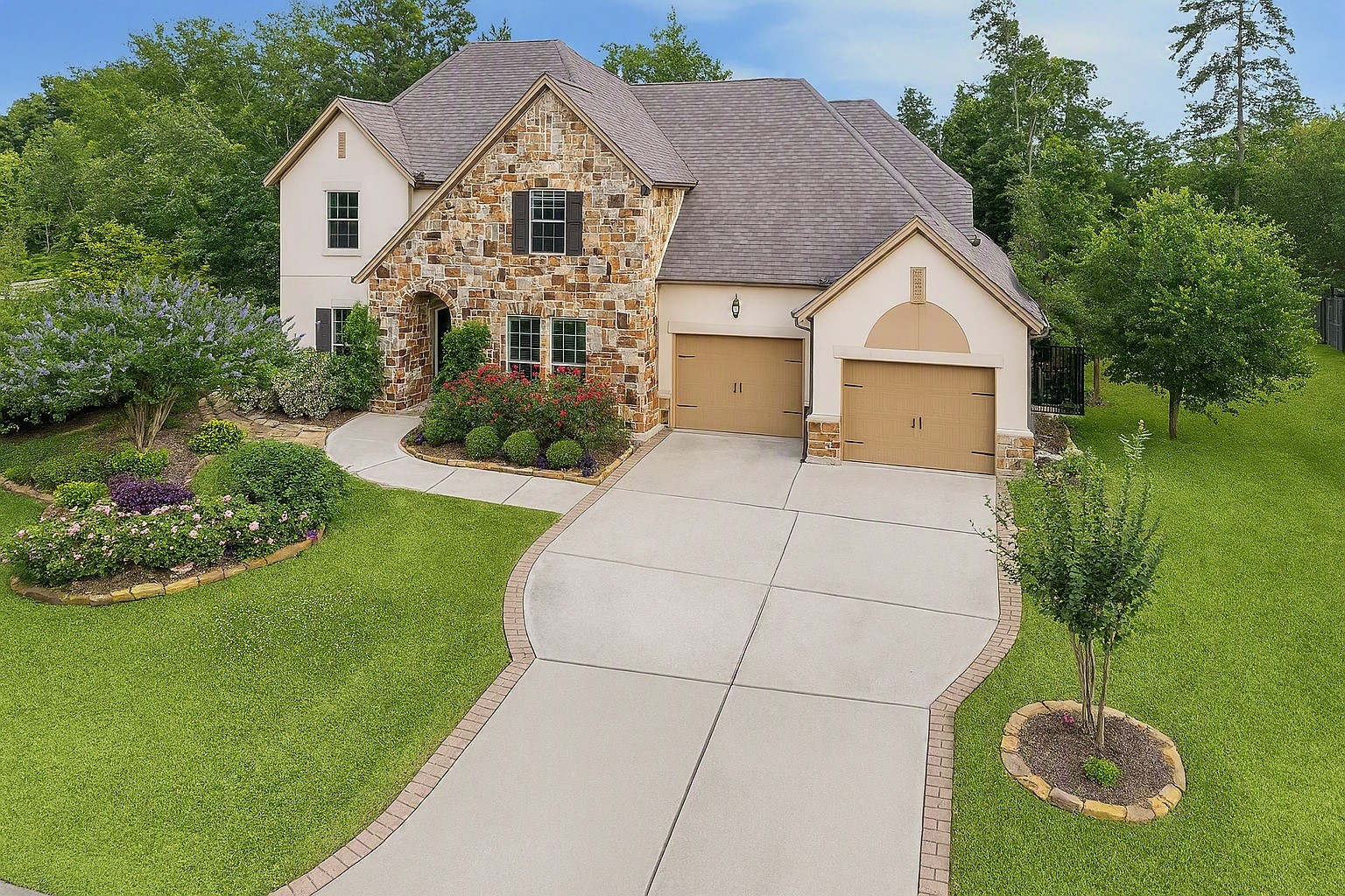 3 Shearling Court