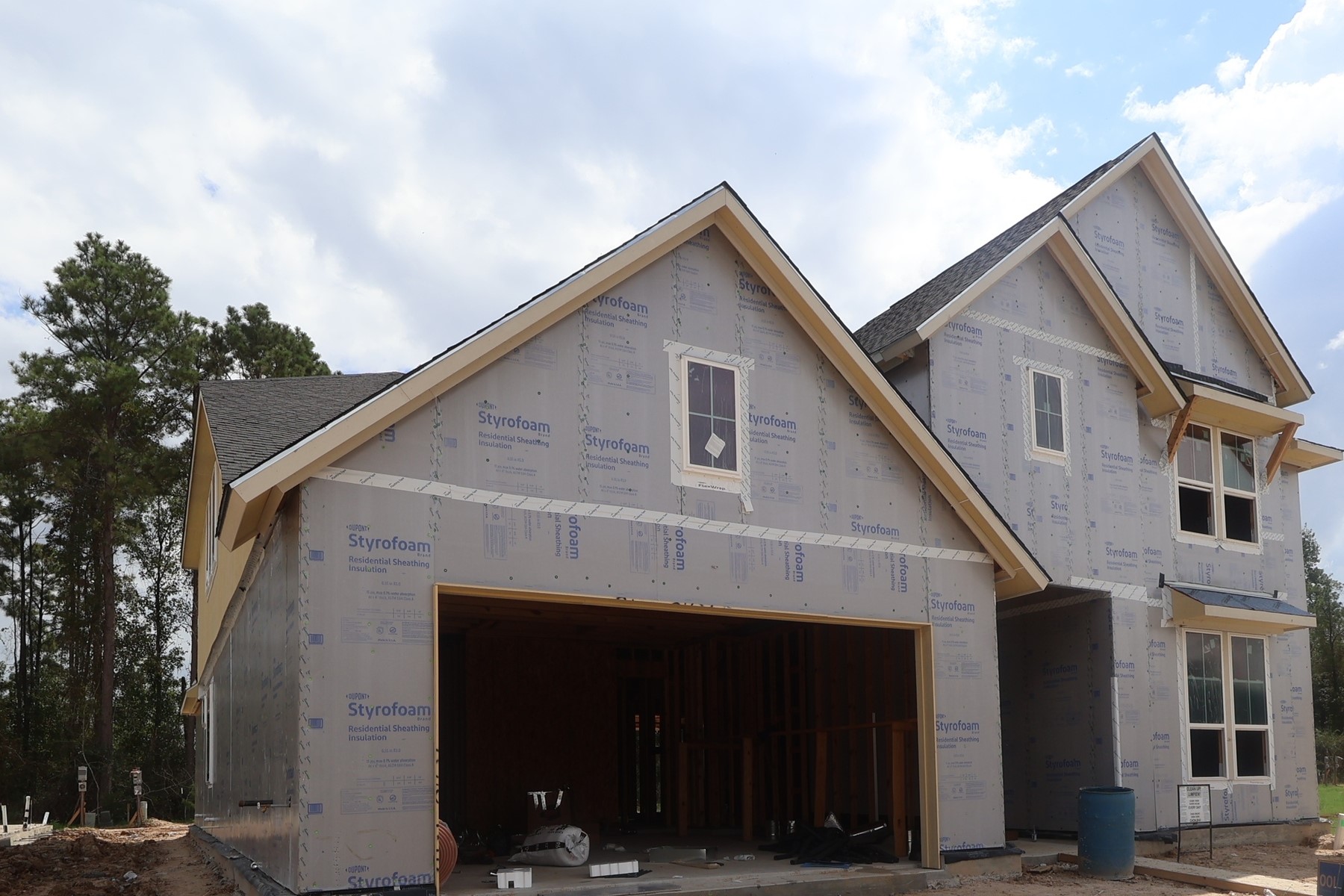 Listing photo 4