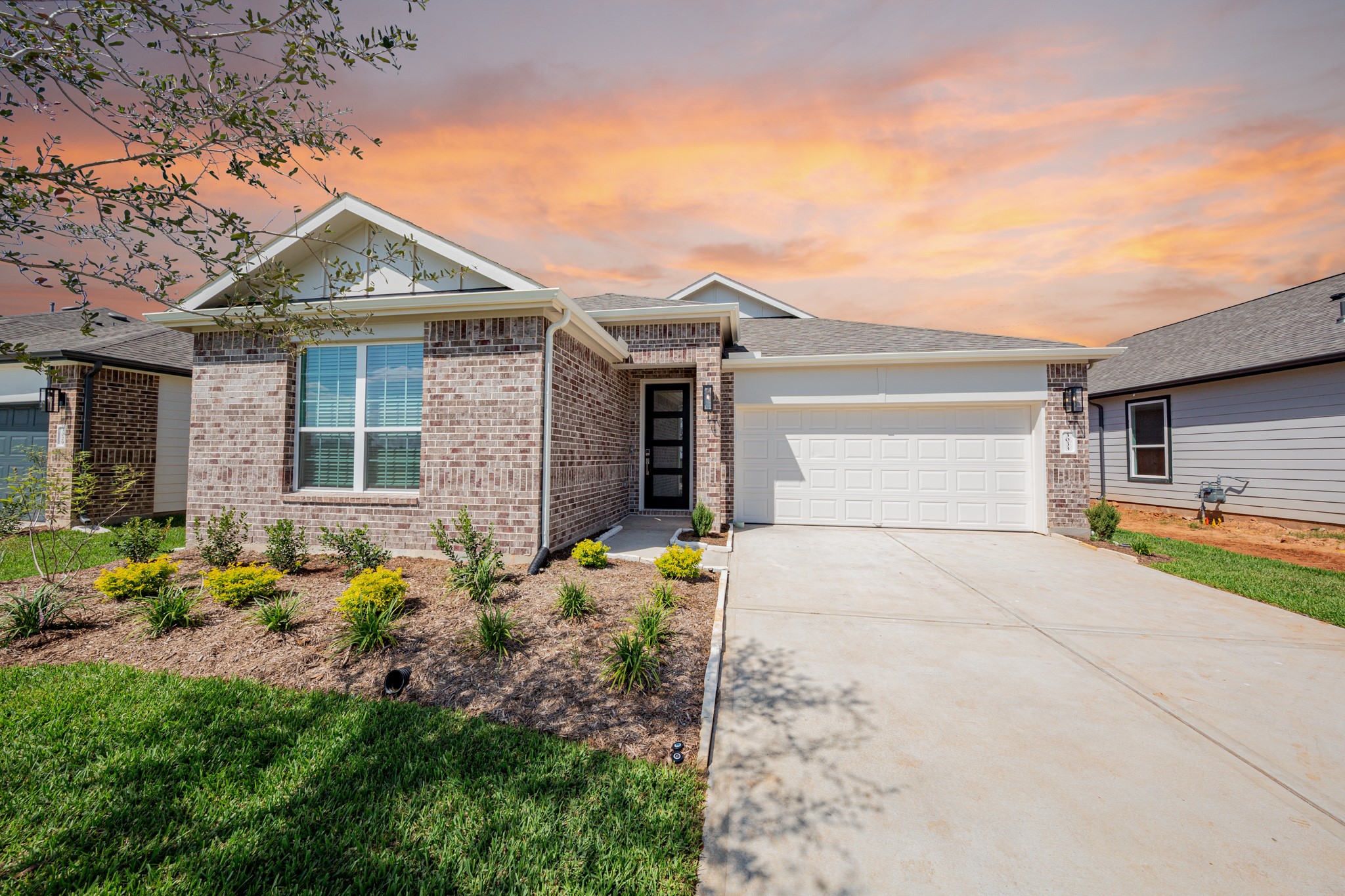 3033 Mustang Grove Way