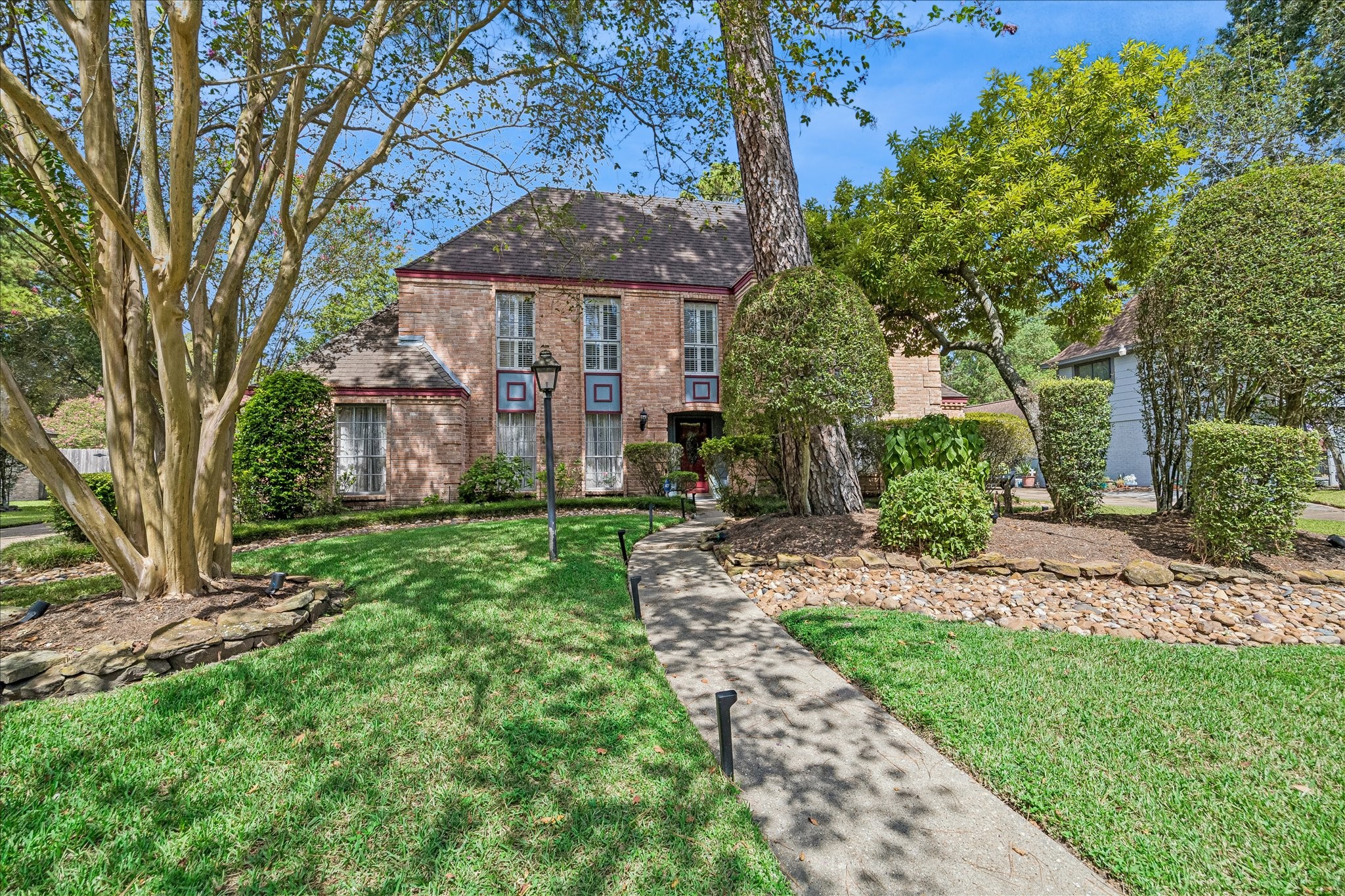 3523 Village Oaks Drive