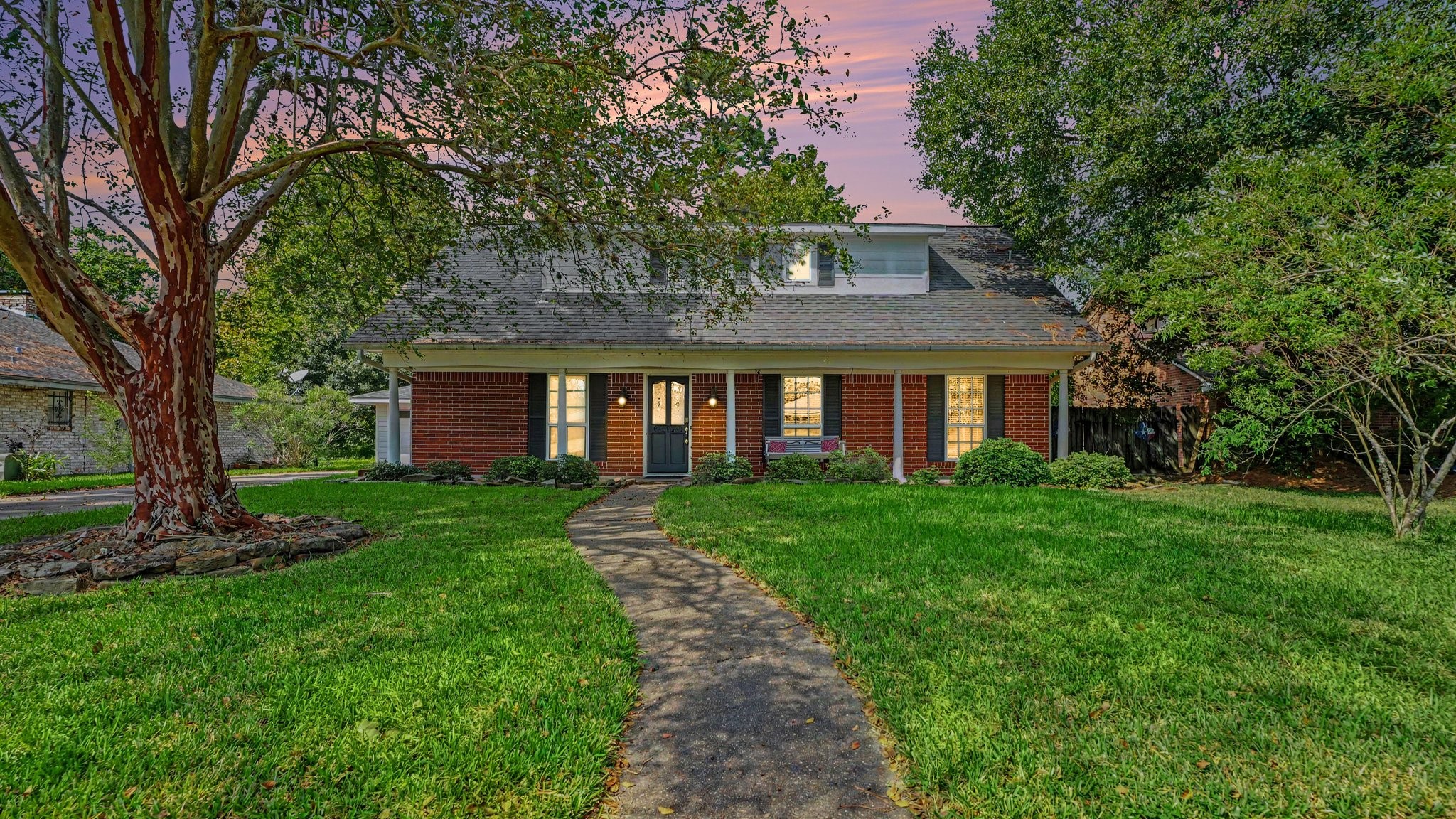 3306 Tompkins Drive