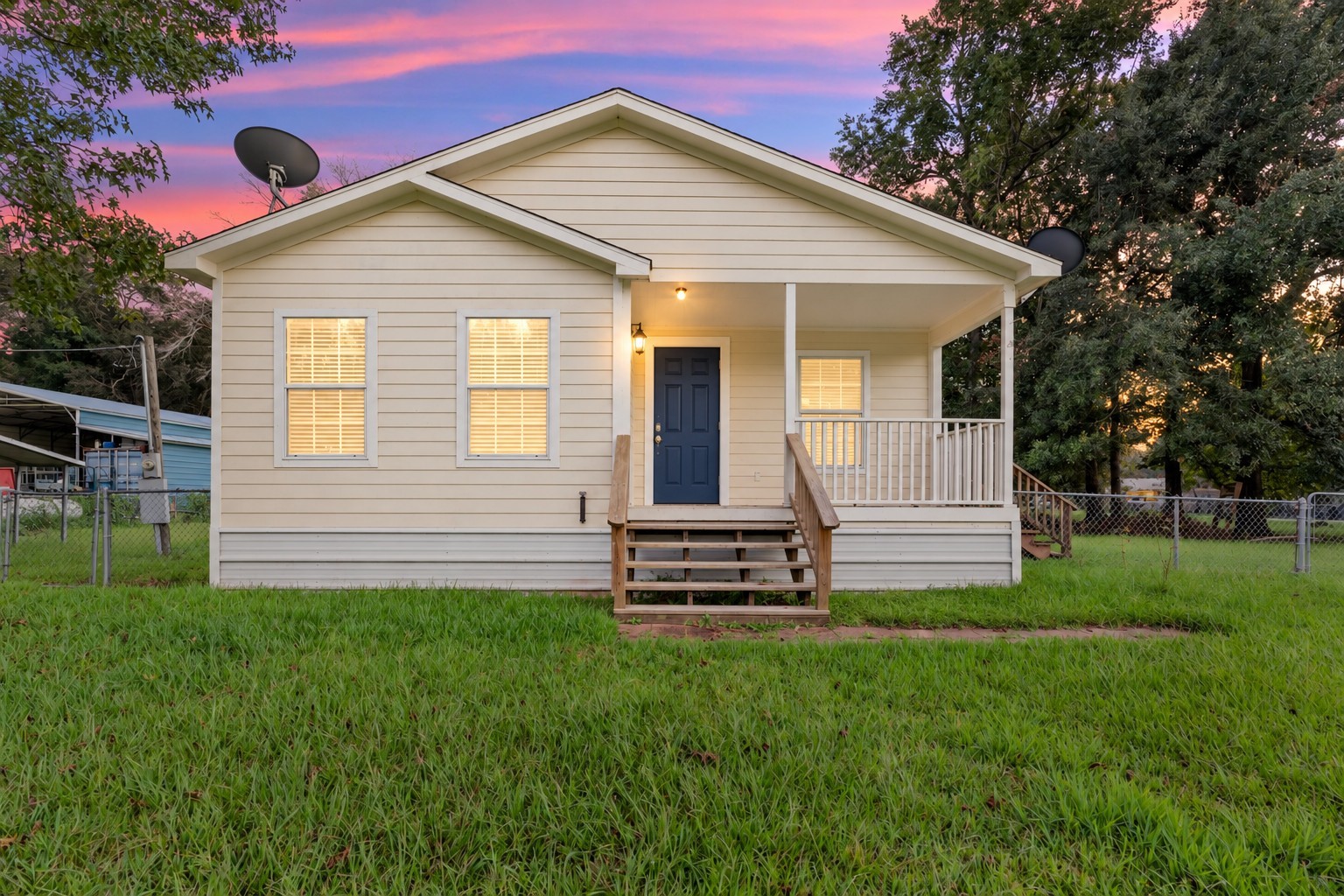 Listing photo 1