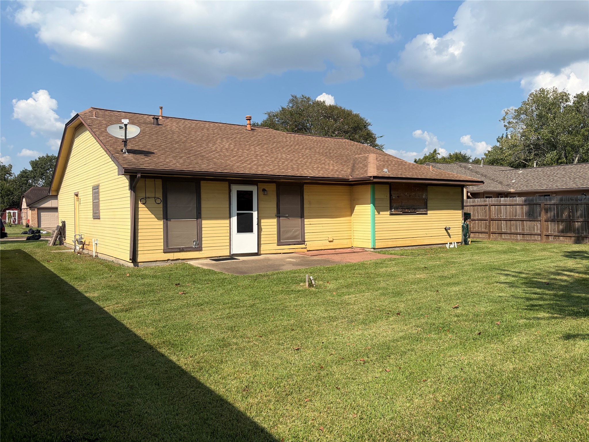 Listing photo 4