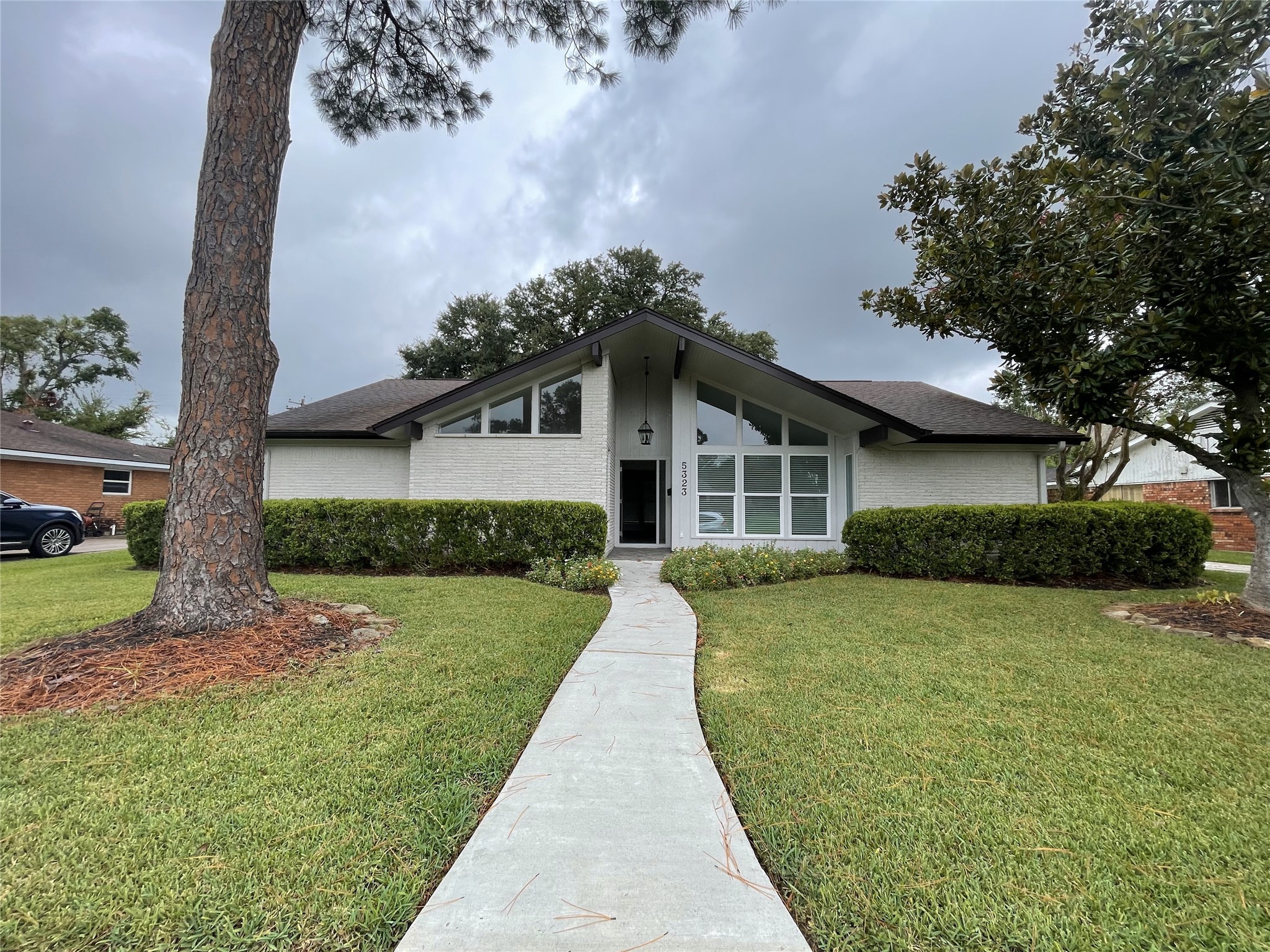 5323 Imogene Street