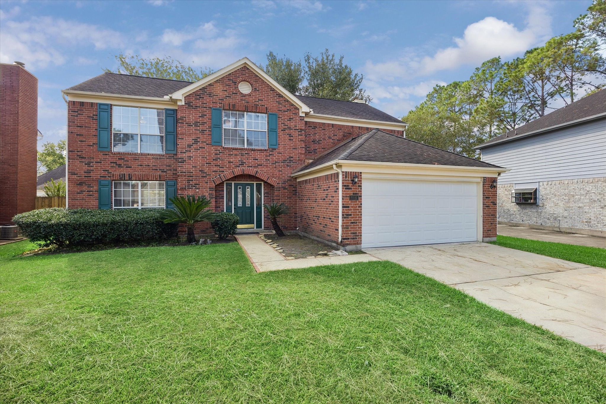 806 Forest Bay Court