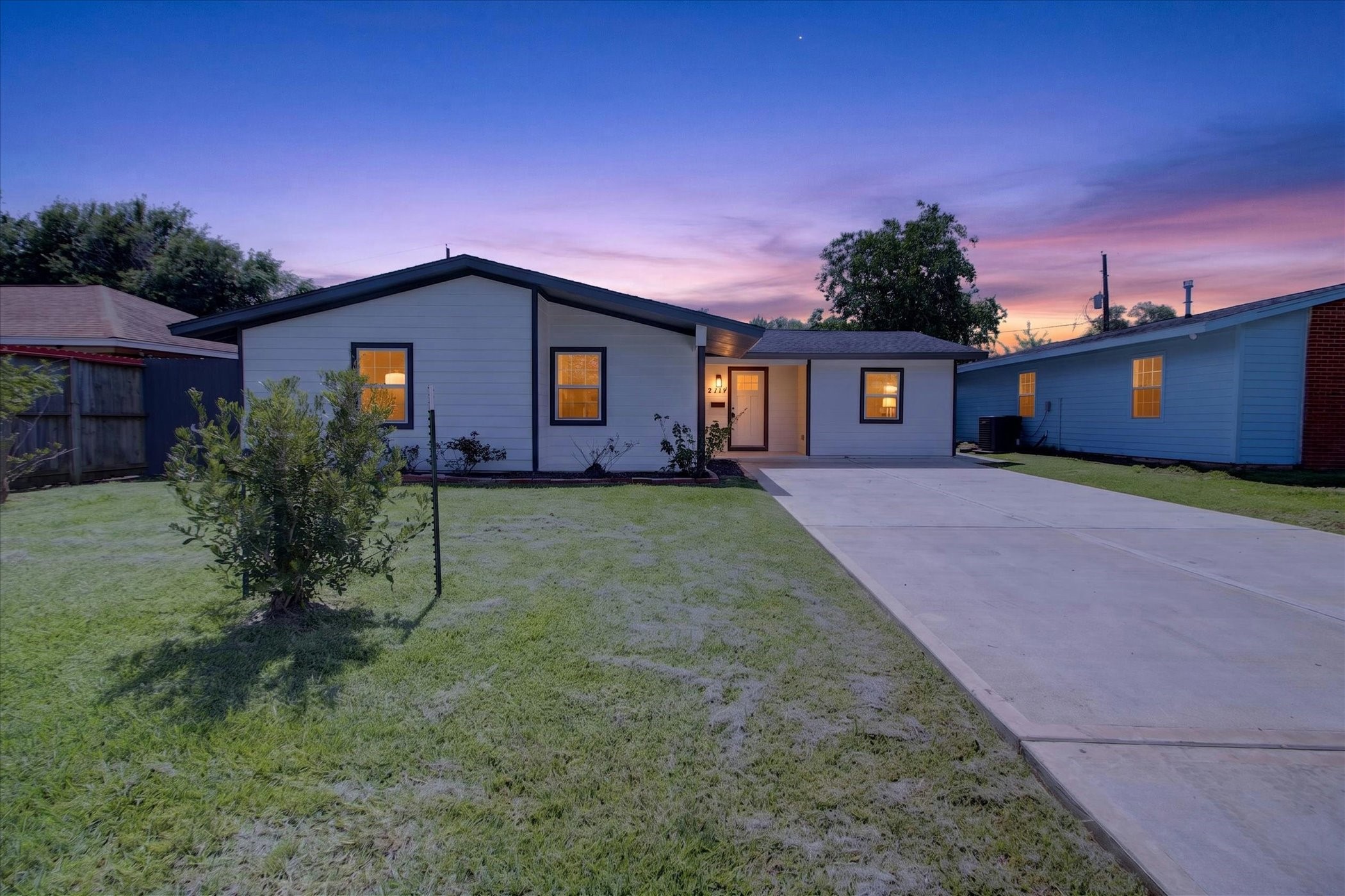2114 Linden Creek Lane