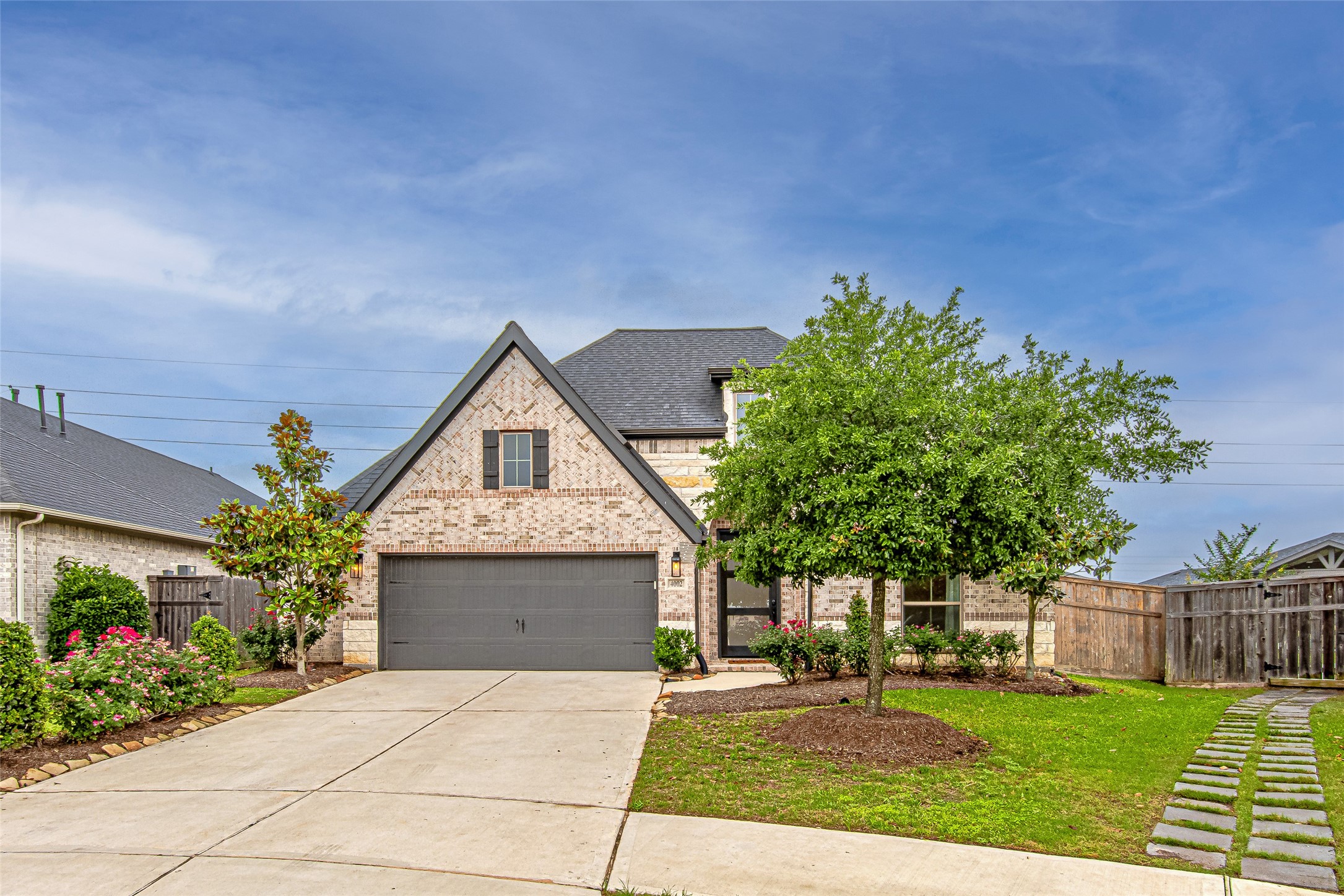 4002 Maple Glen Drive