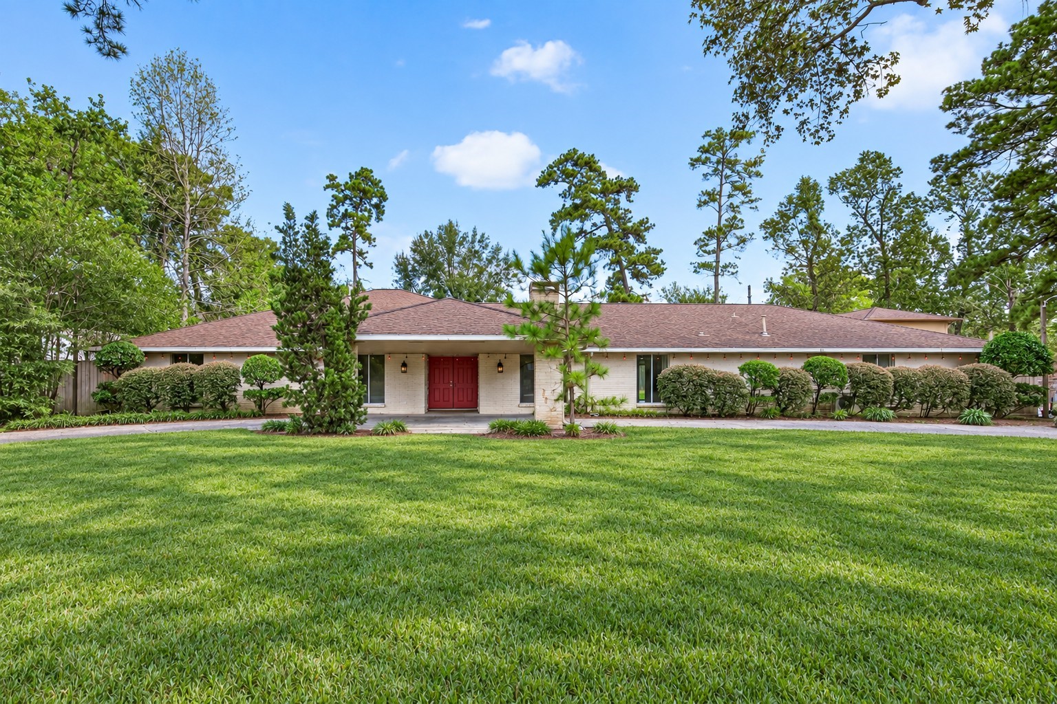 1611 Sweet Gum Lane