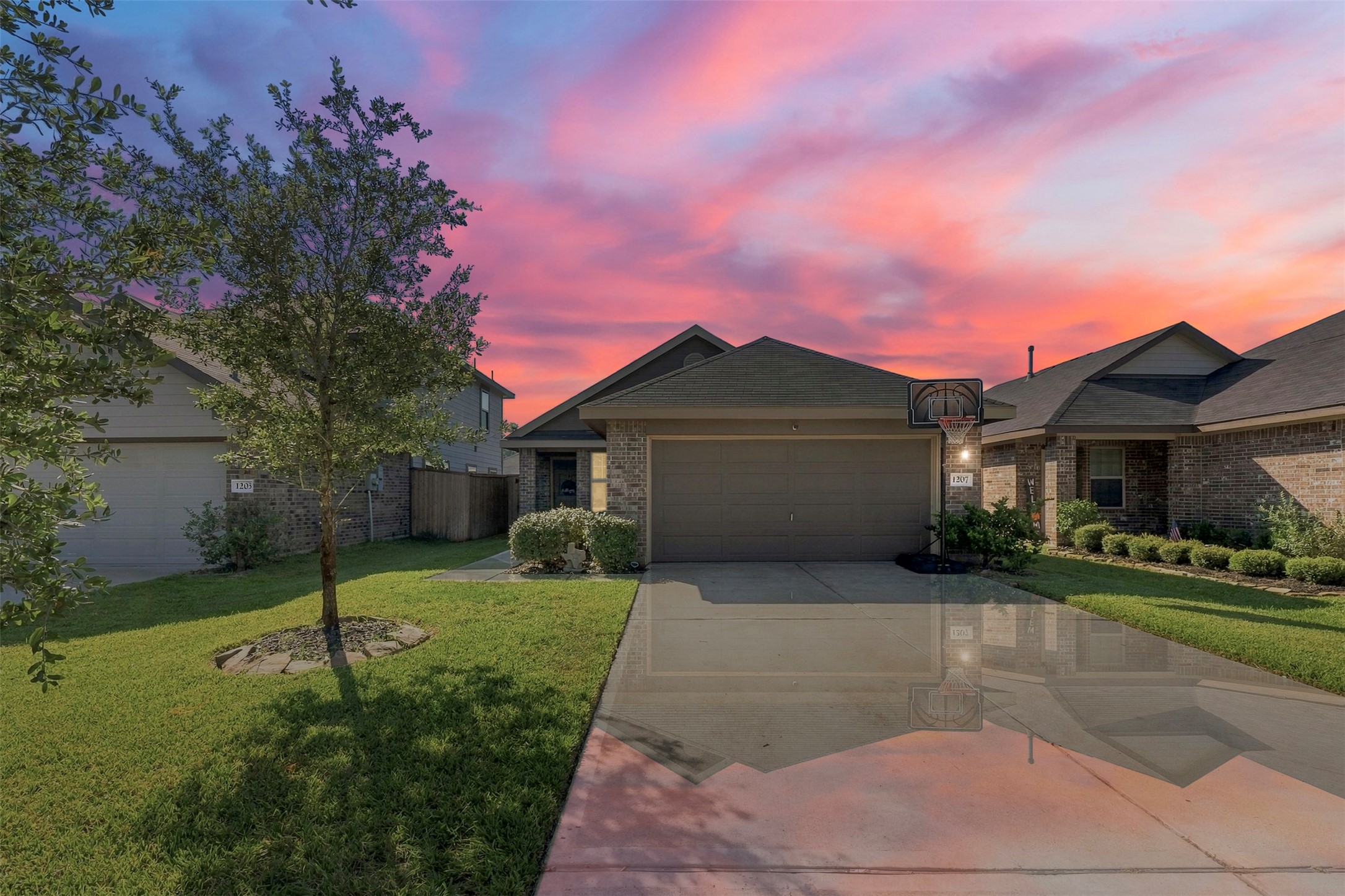 1207 Blue Hazel Court