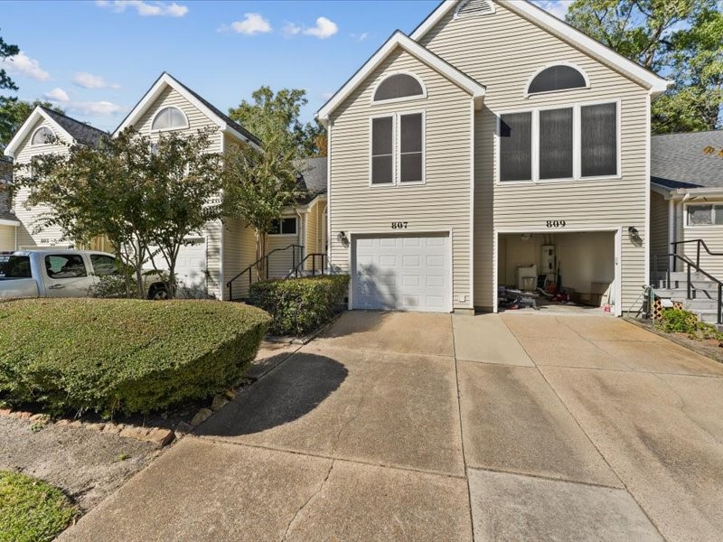 3317 Golden Trails Drive