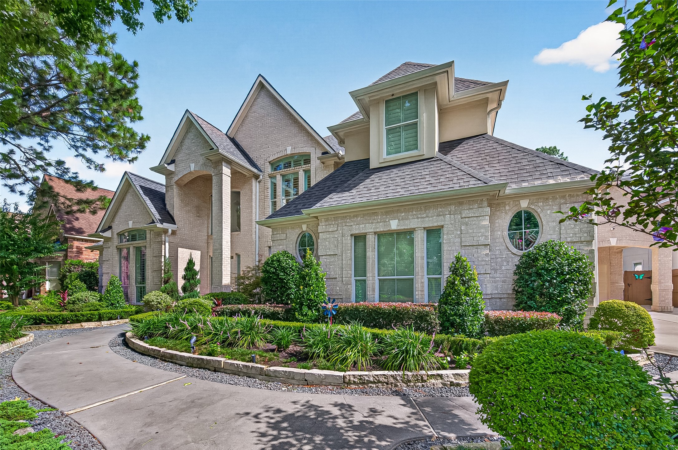 6118 Windrose Hollow Lane