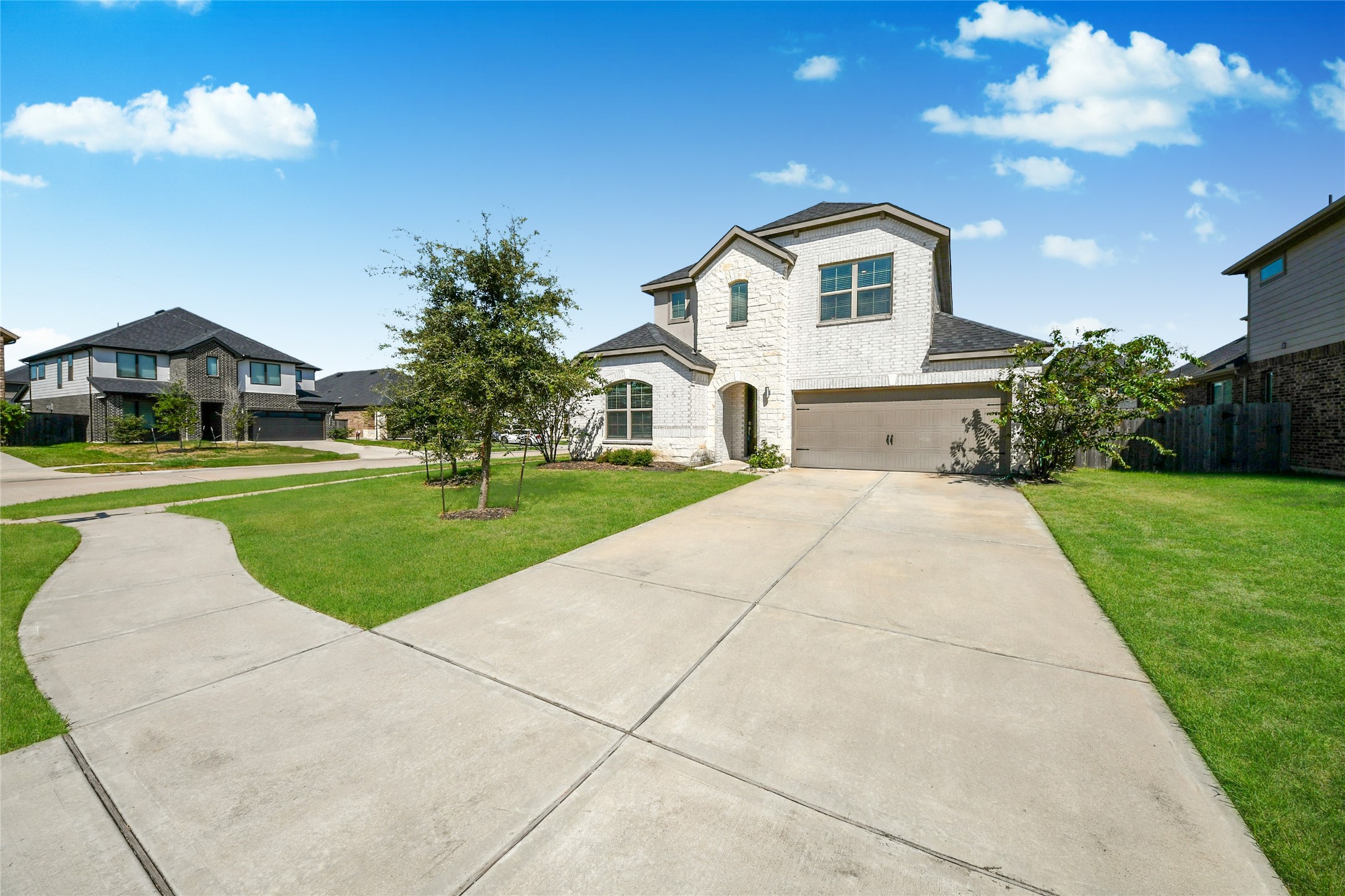 Listing photo 4