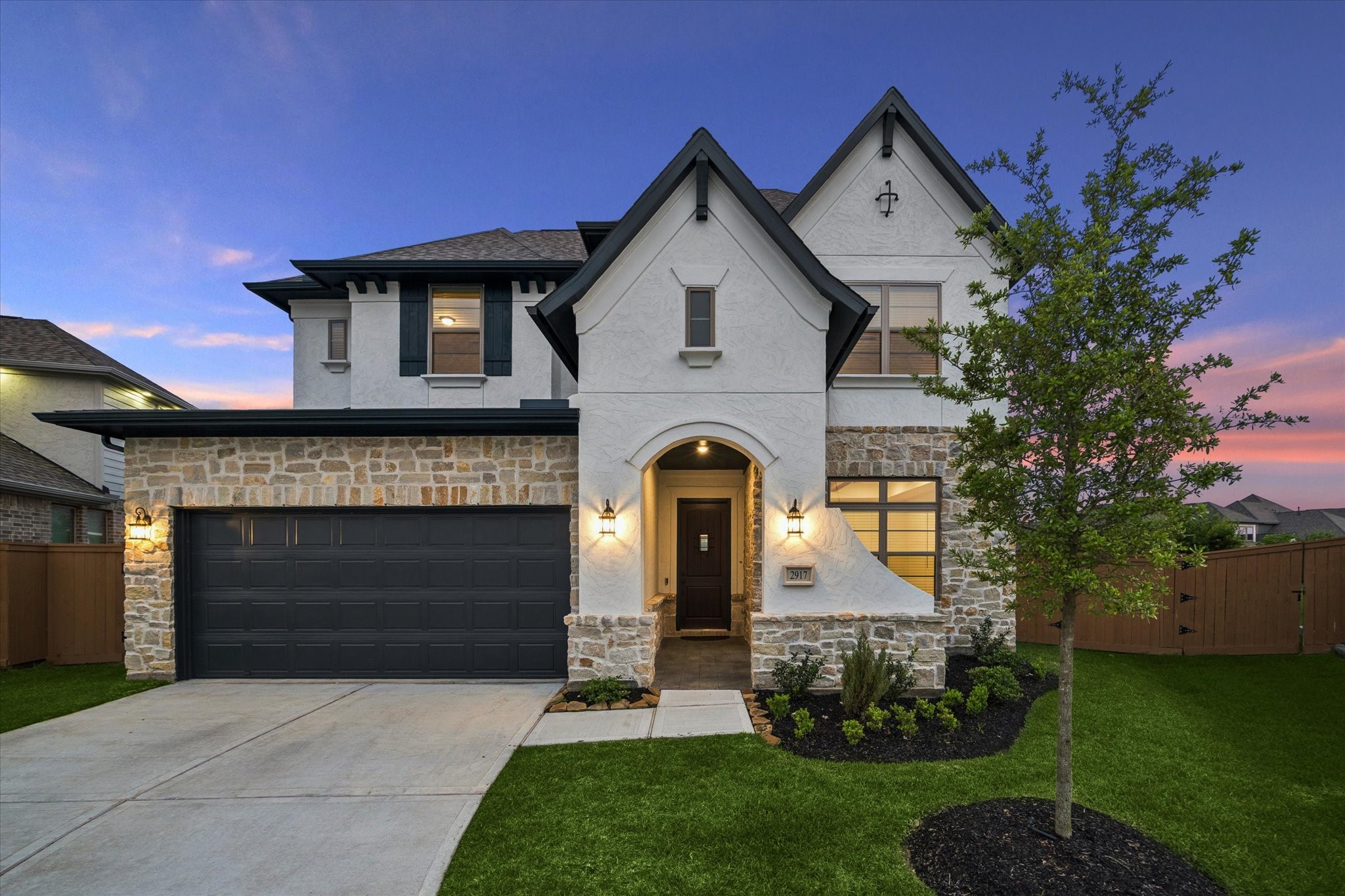 2917 Apple Rose Lane