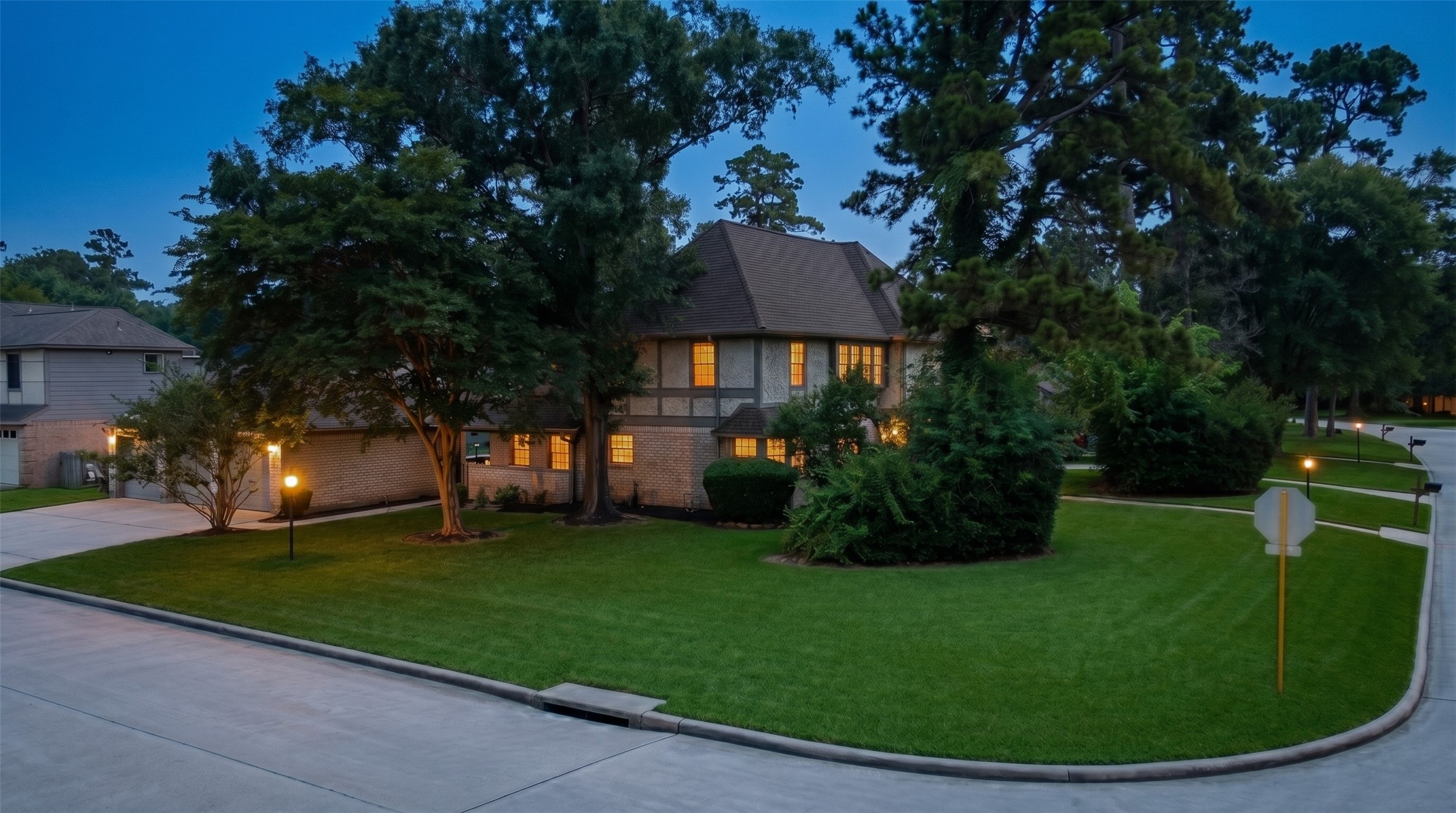 16214 Sir William Drive