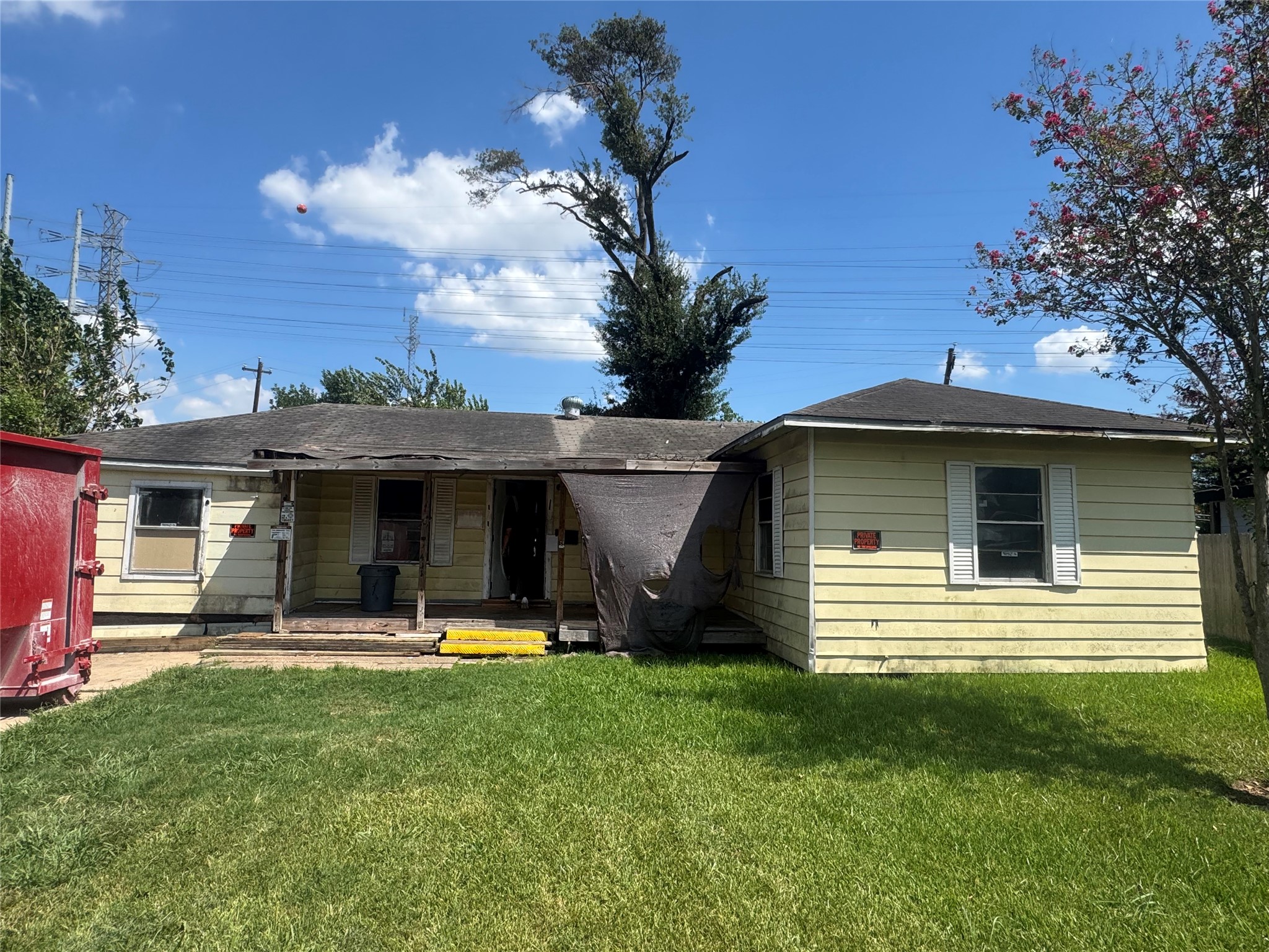 411 Trichelle Street
