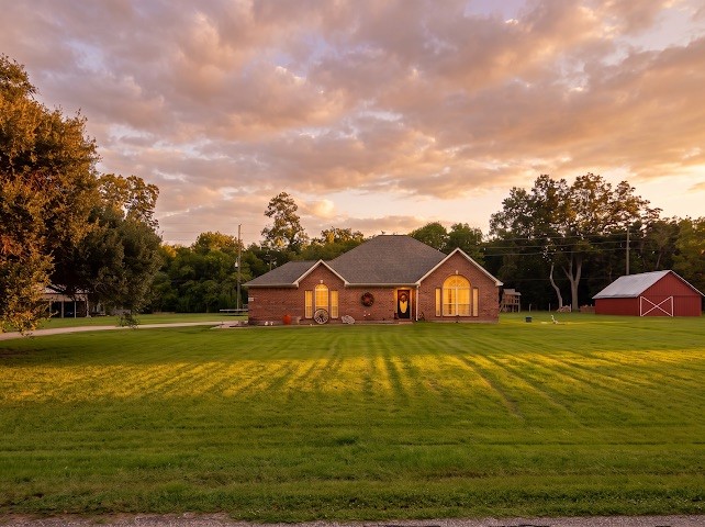 1114 Wagon Road