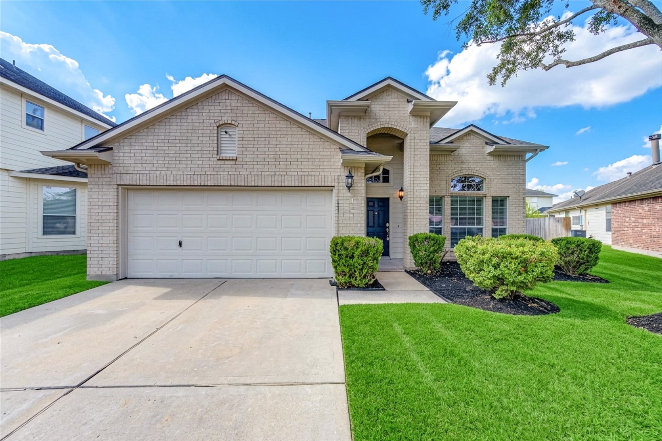 7419 Riven Oaks Court