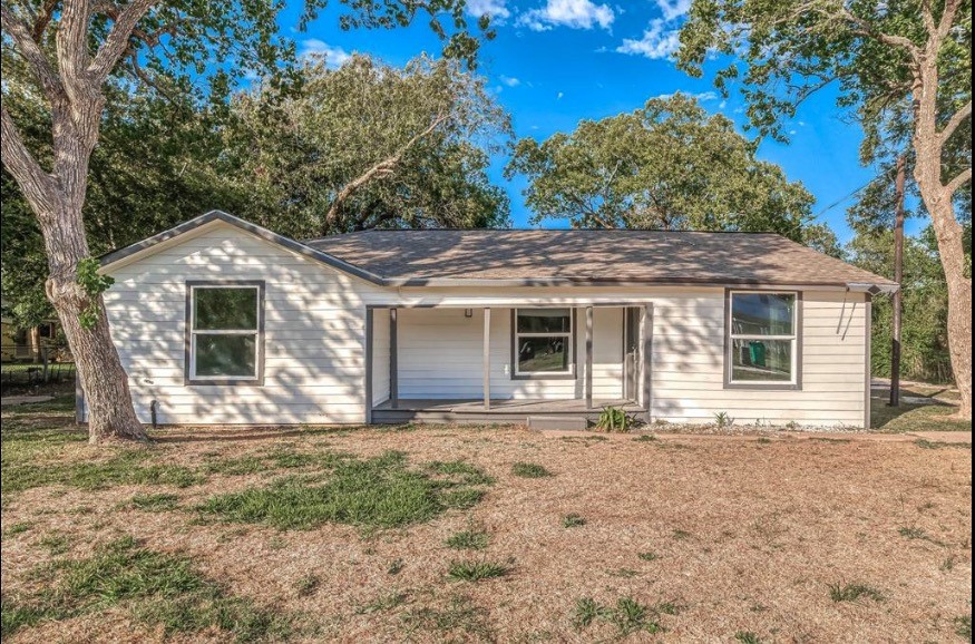 2812 Fisher Hill
