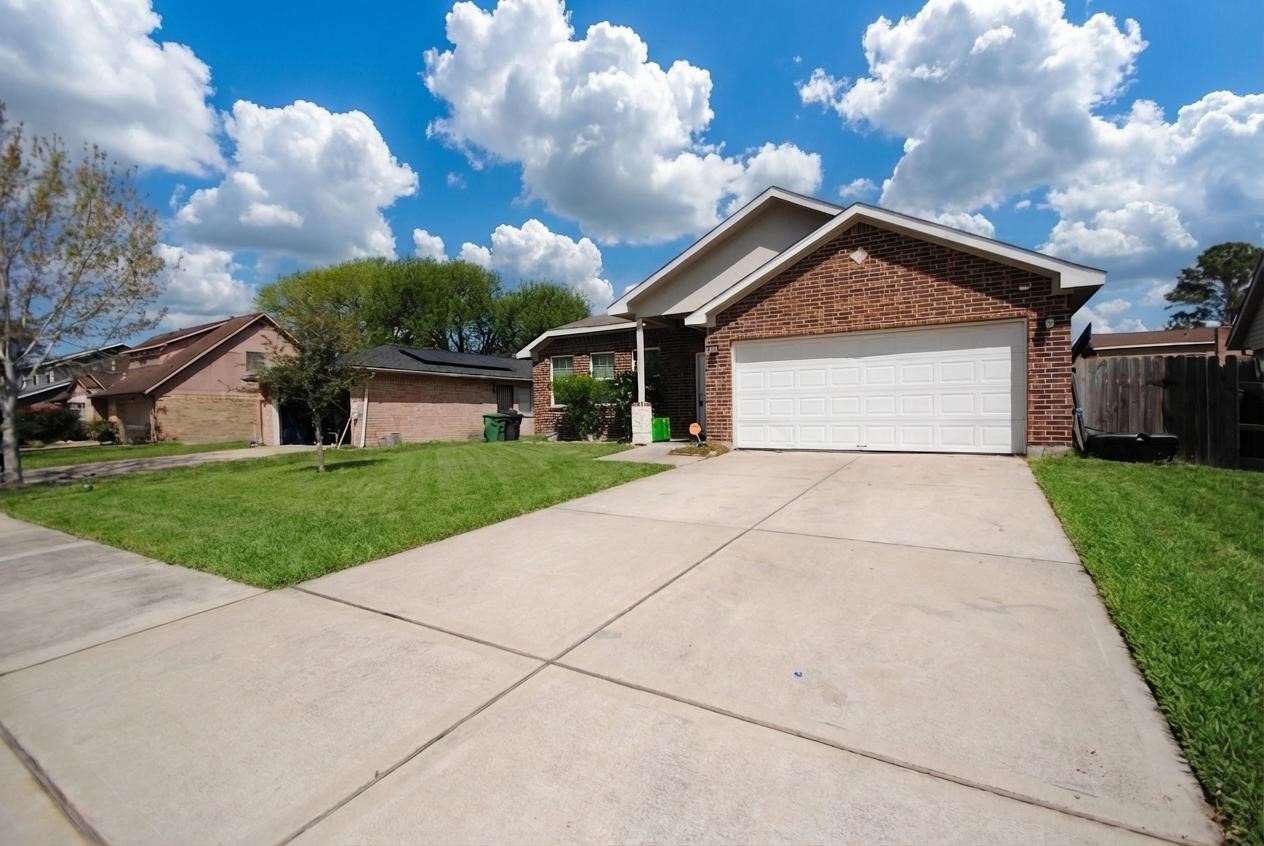 7414 Maczali Drive
