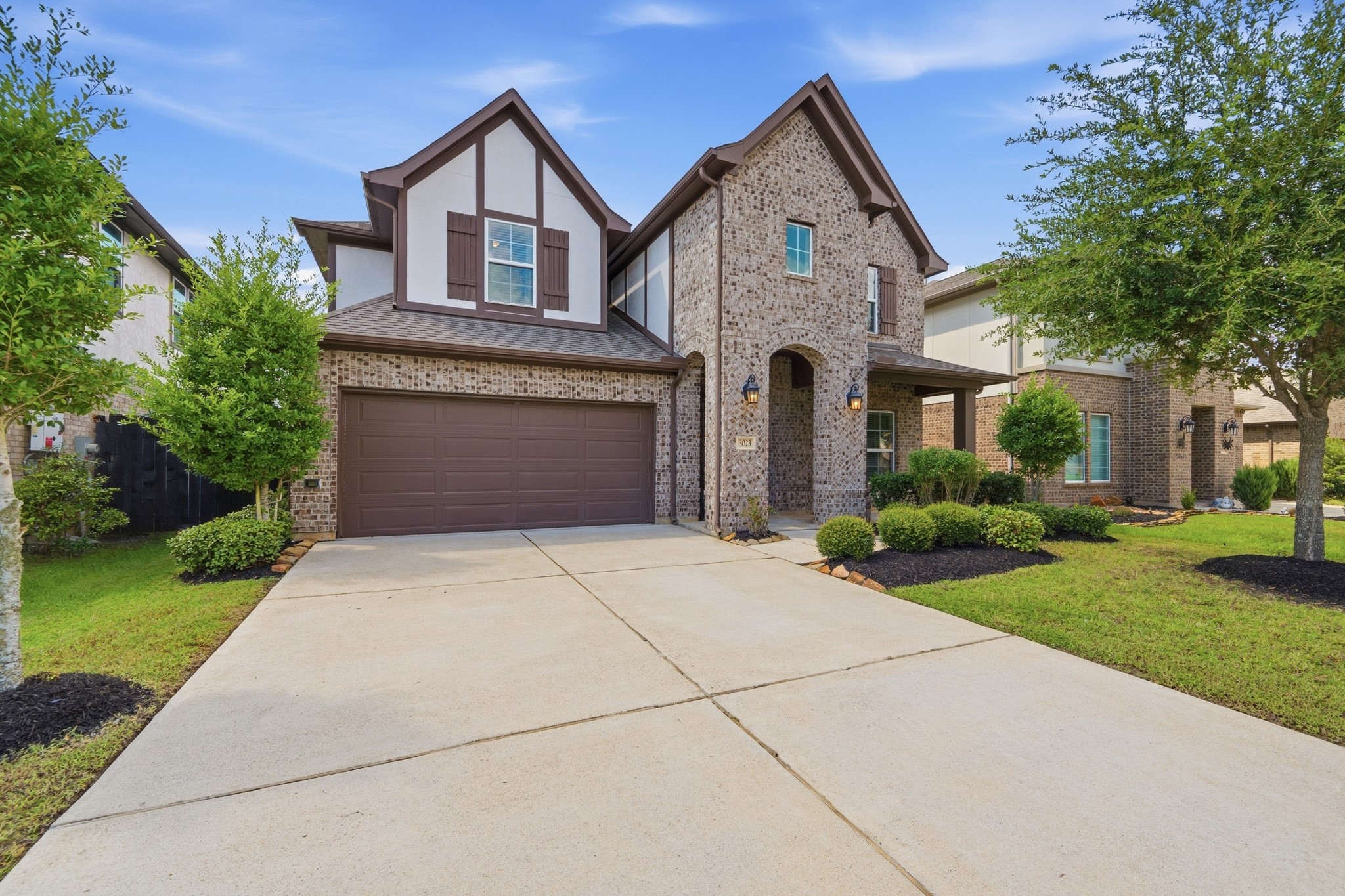 3023 Brisk Autumn Drive