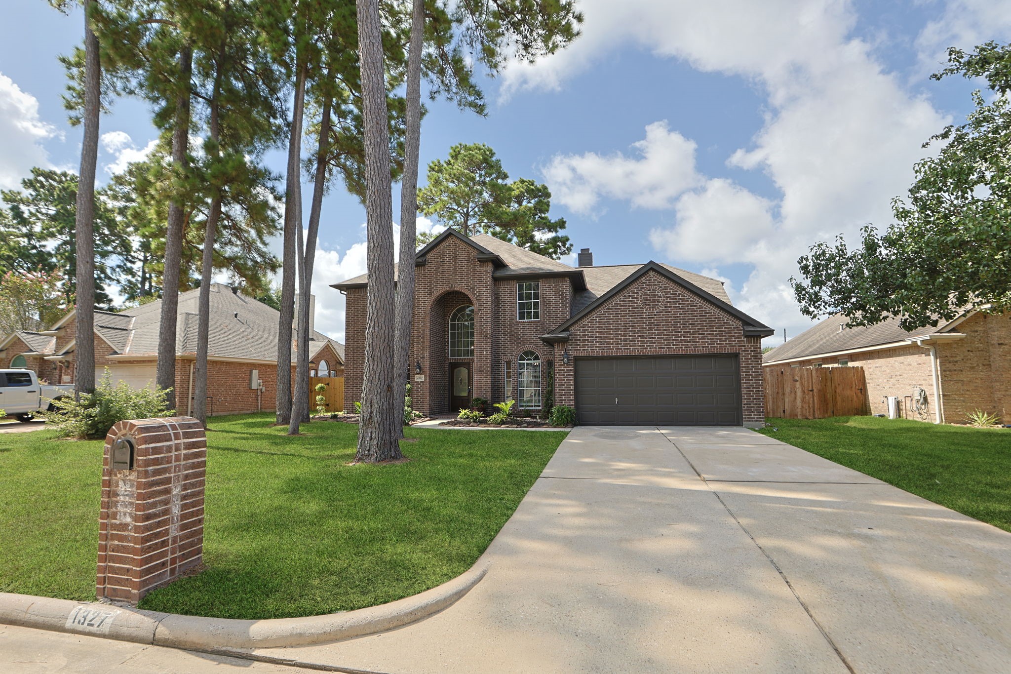 Listing photo 1