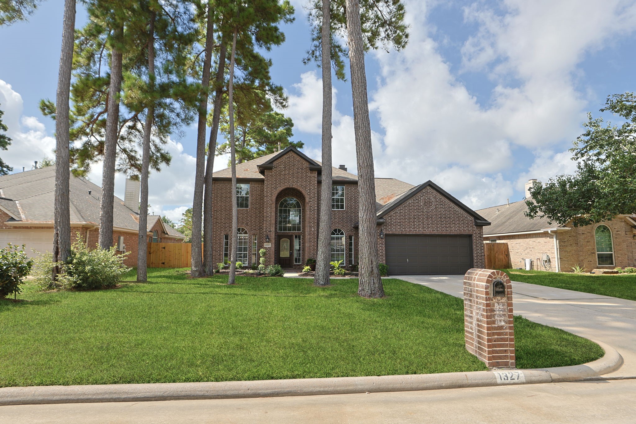 Listing photo 1