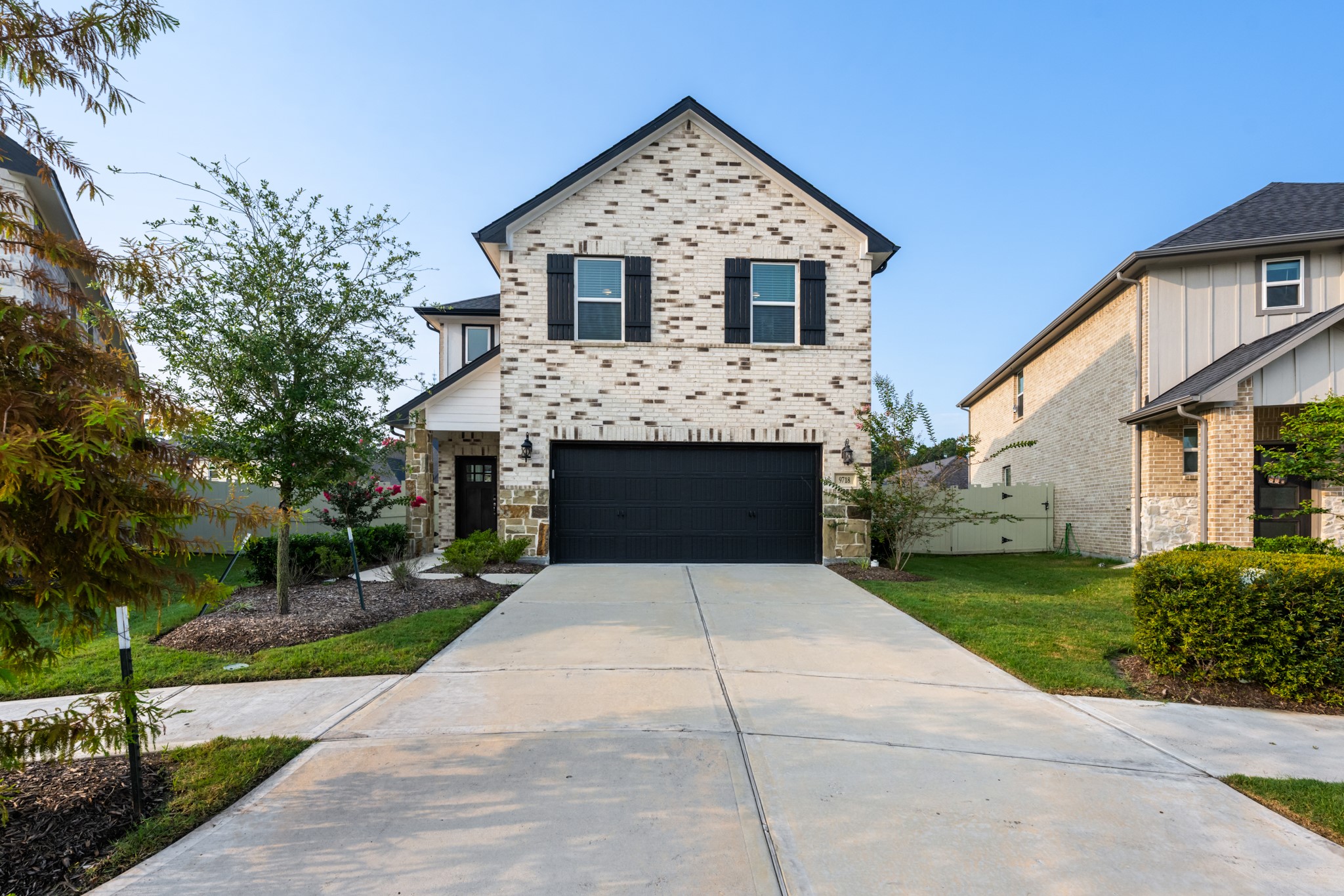9718 Grooveburr Court