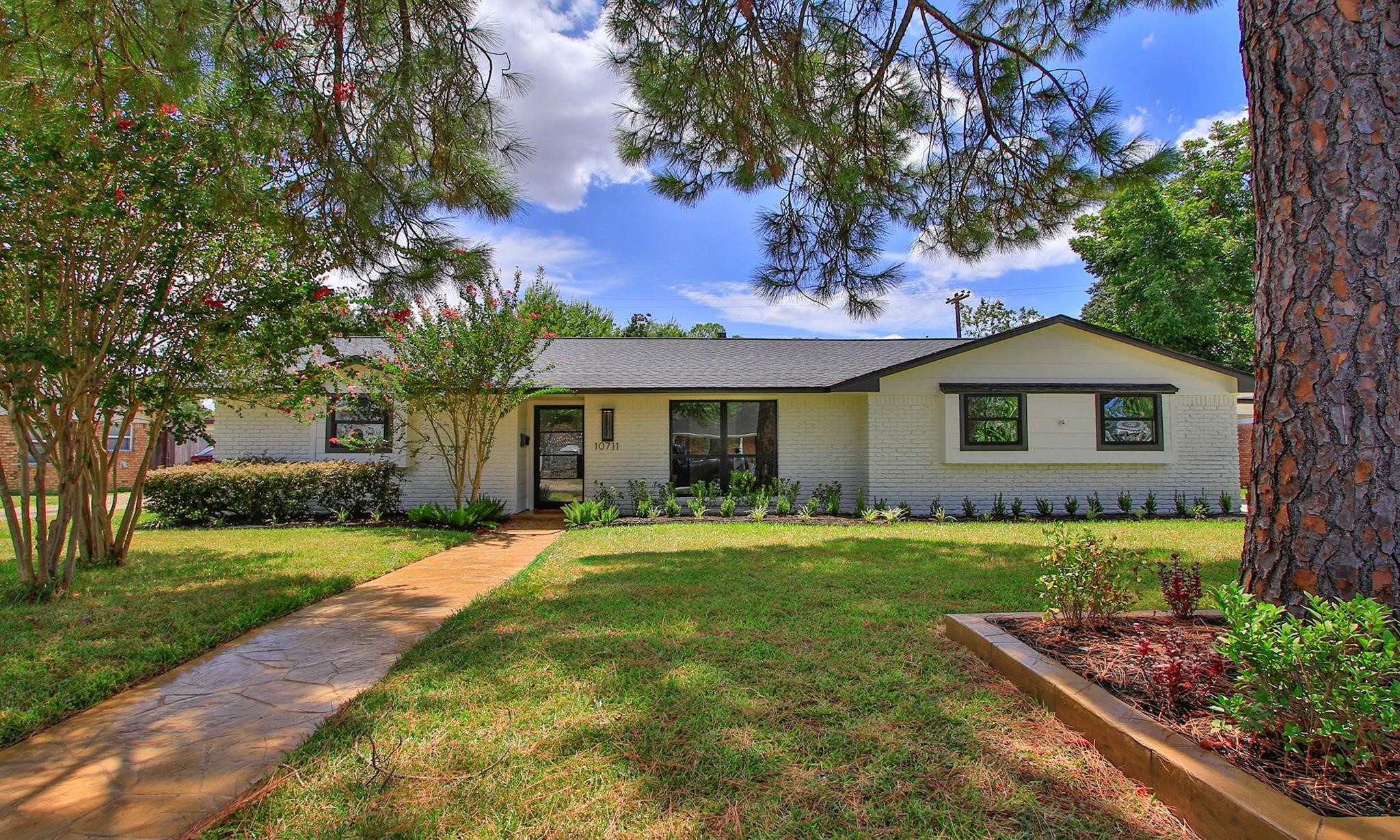 10711 Ella Lee Lane