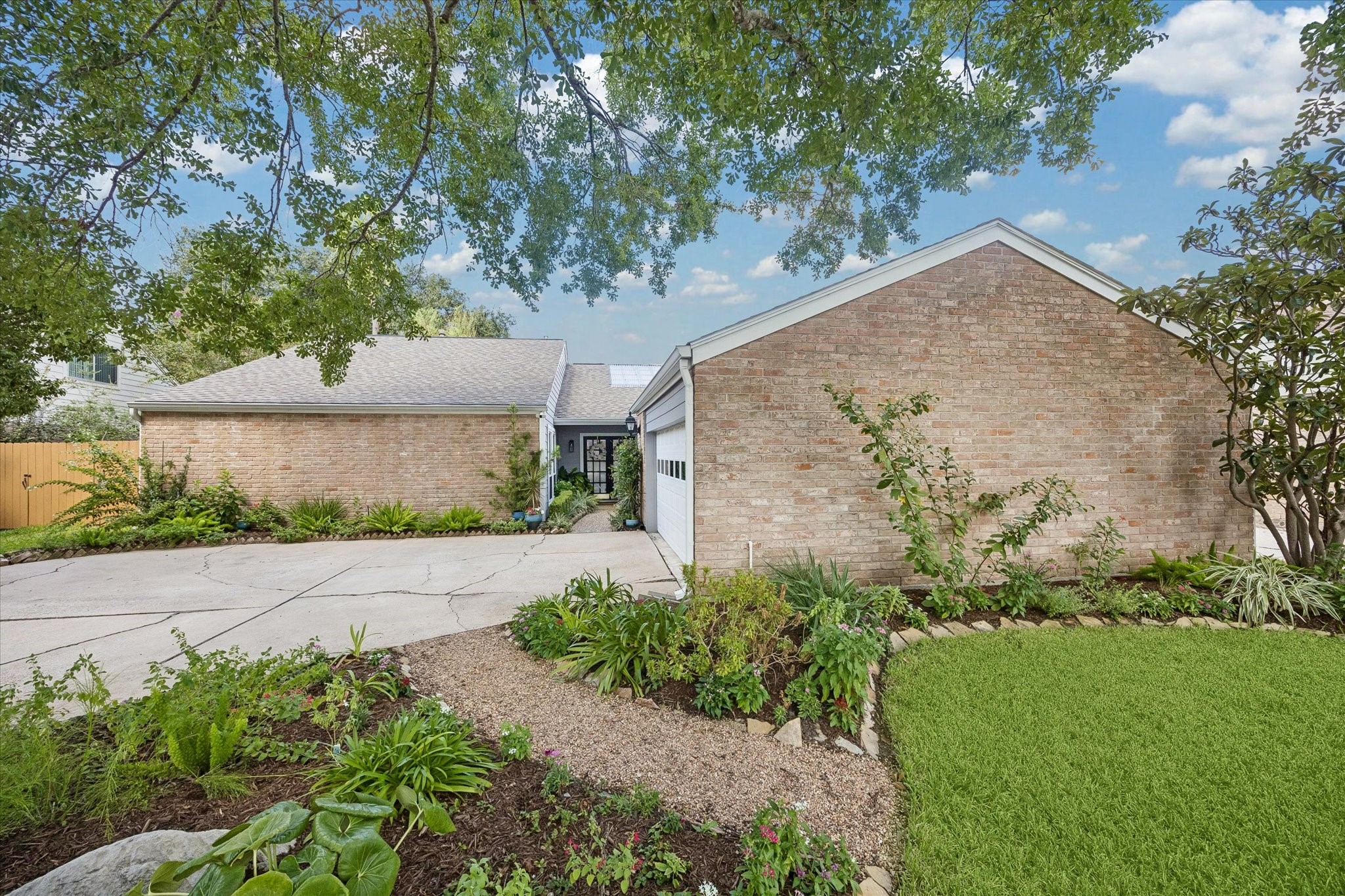 11402 OVERBROOK Lane