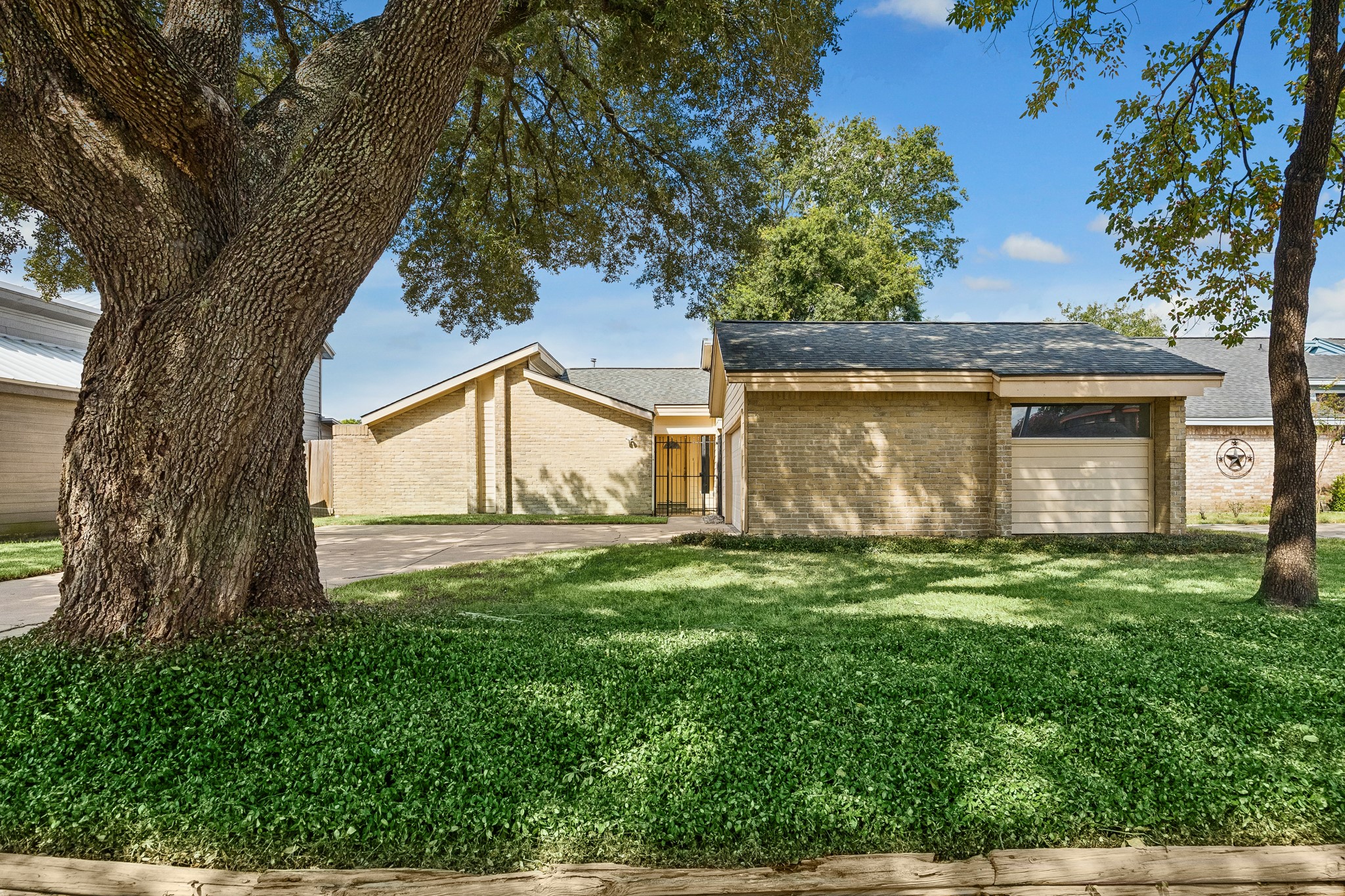 7619 Athlone Drive