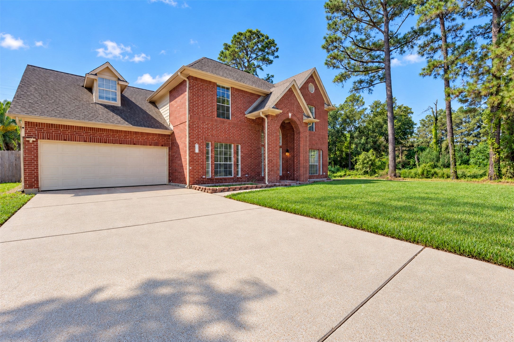 1019 Highland Woods Drive