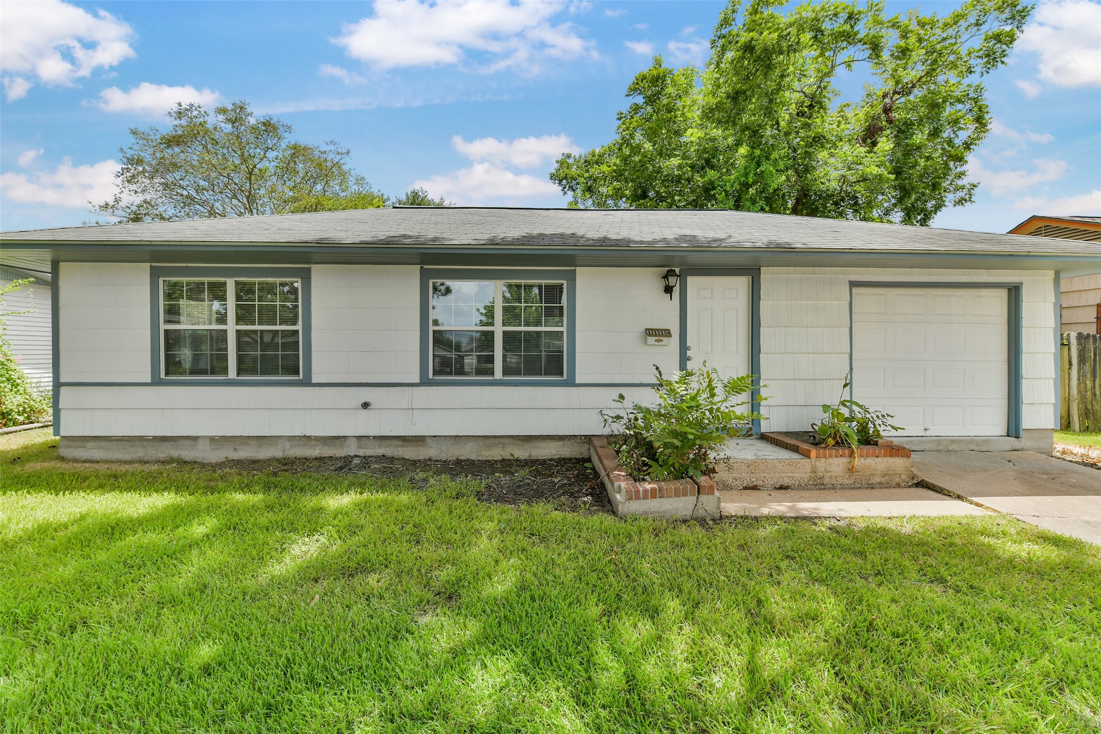 1114 Valerie Avenue