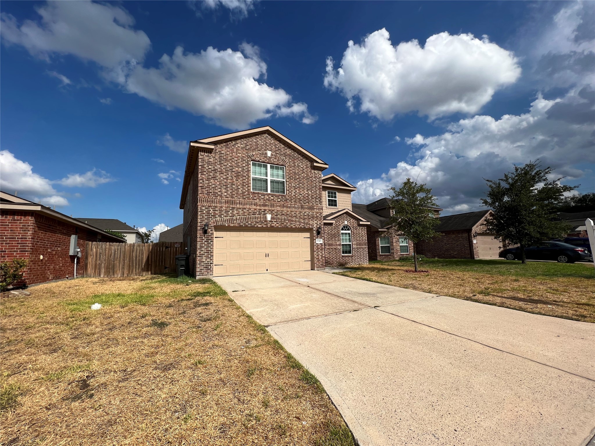 Listing photo 2