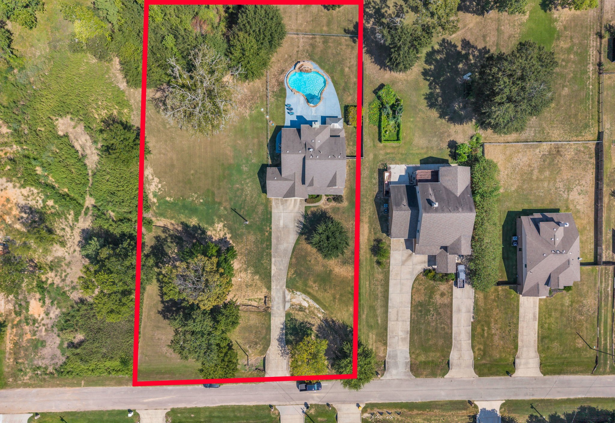 Listing photo 1