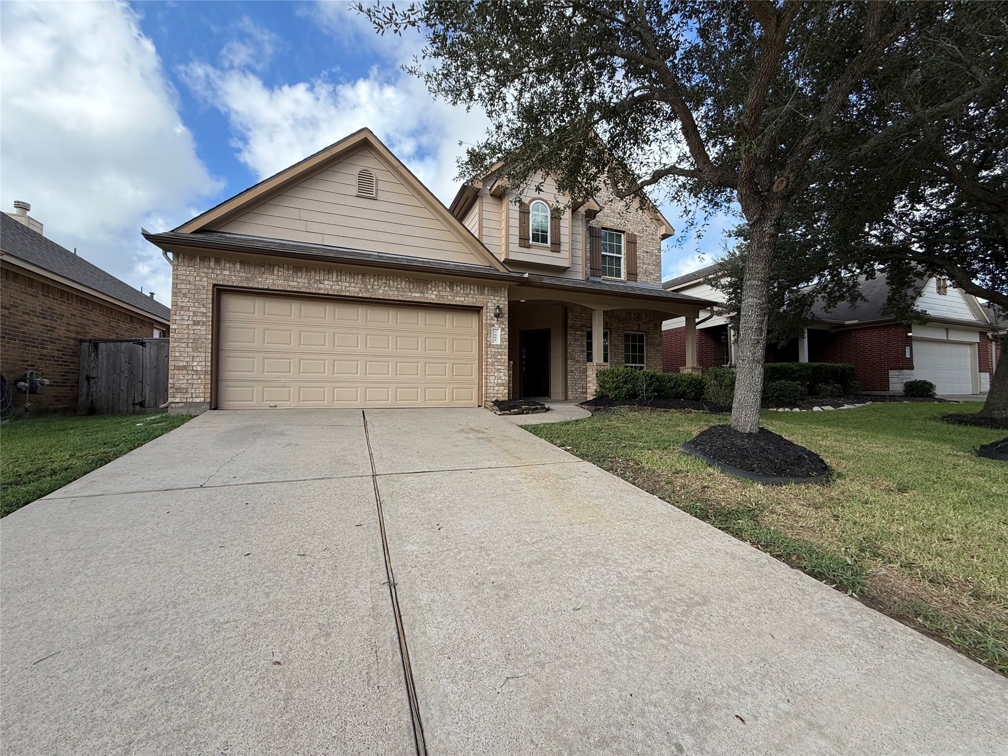 7002 Crockett Ridge Drive
