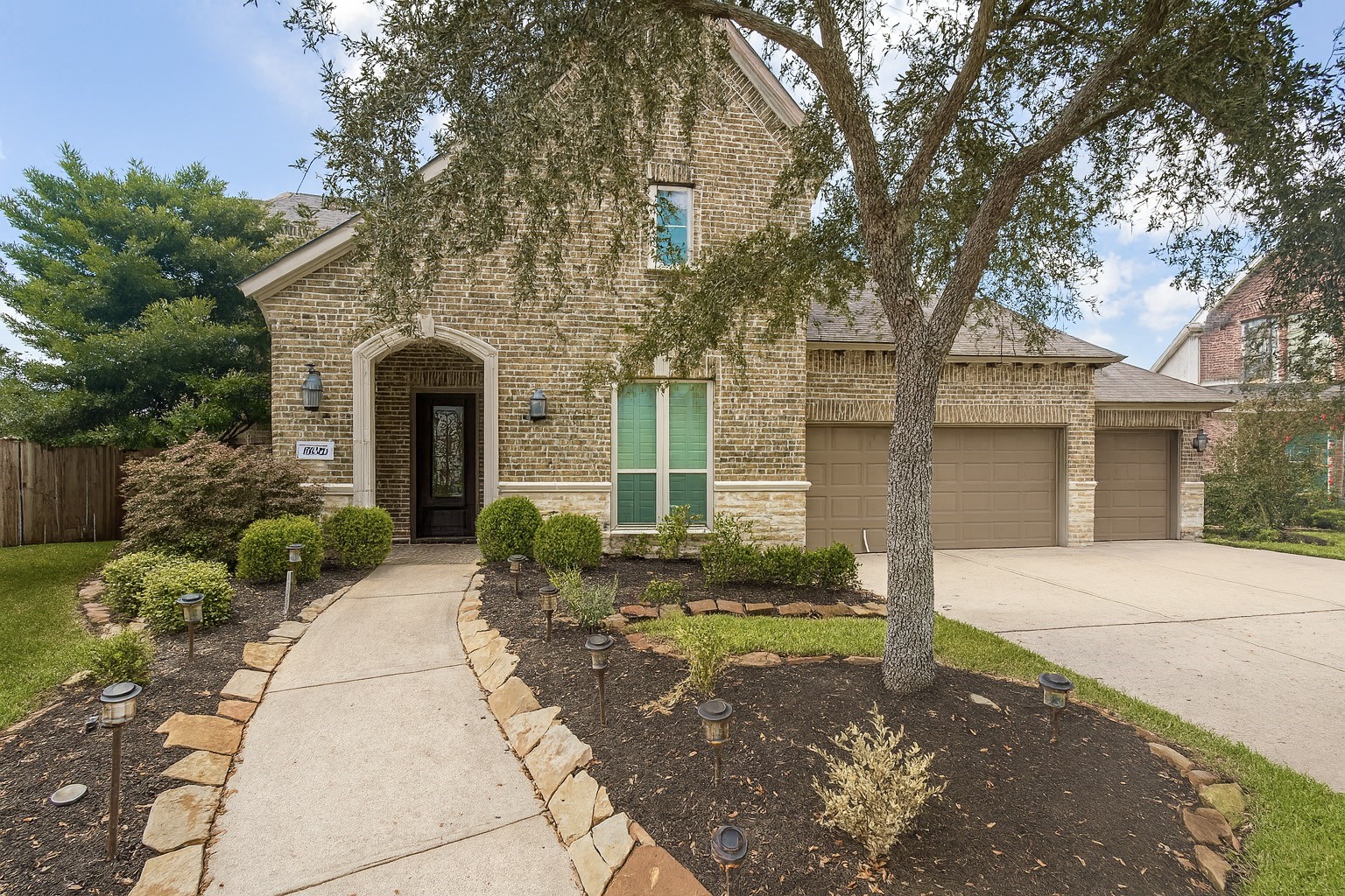 9702 Caldwell Way