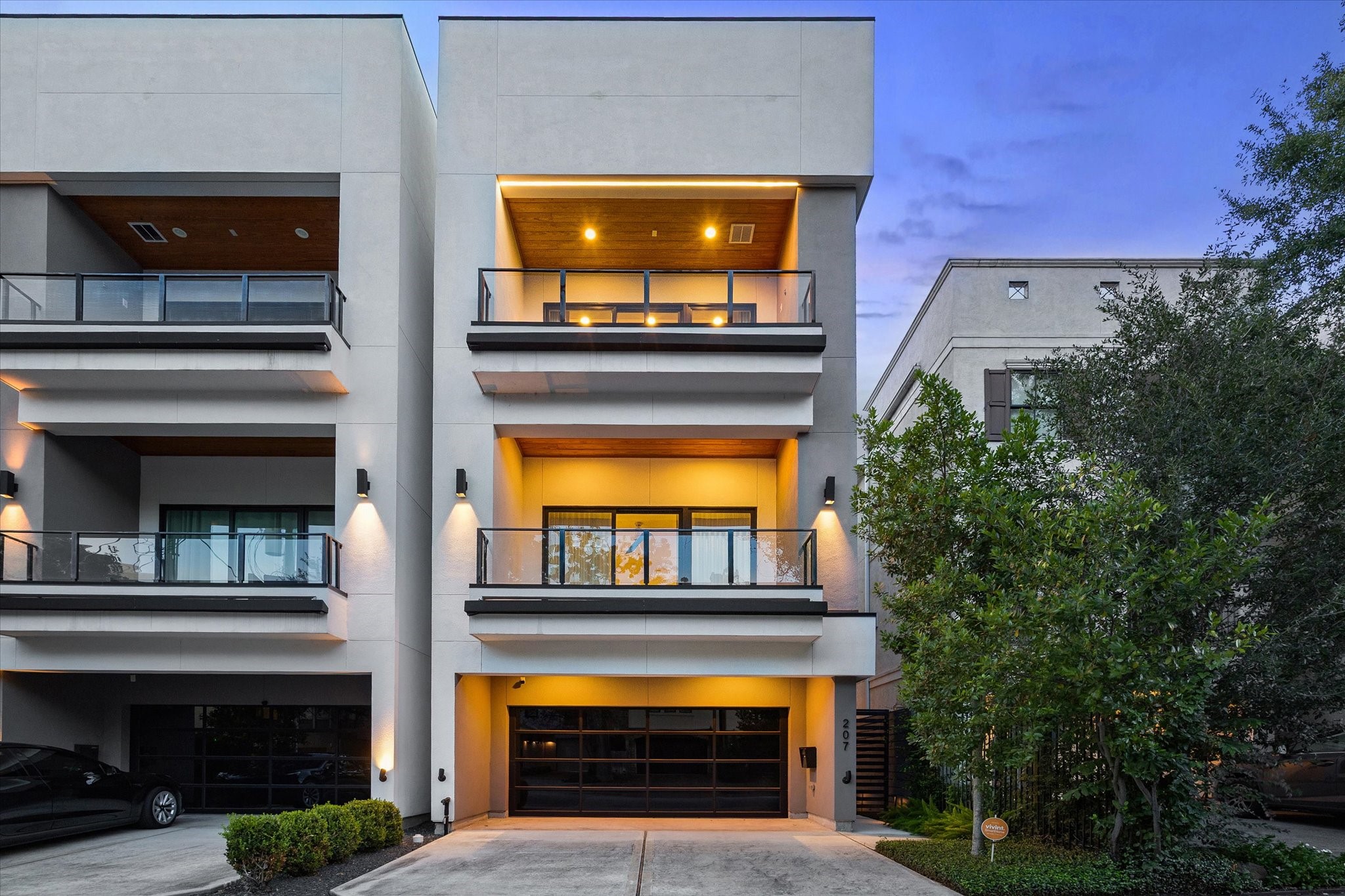 207 Birdsall Street