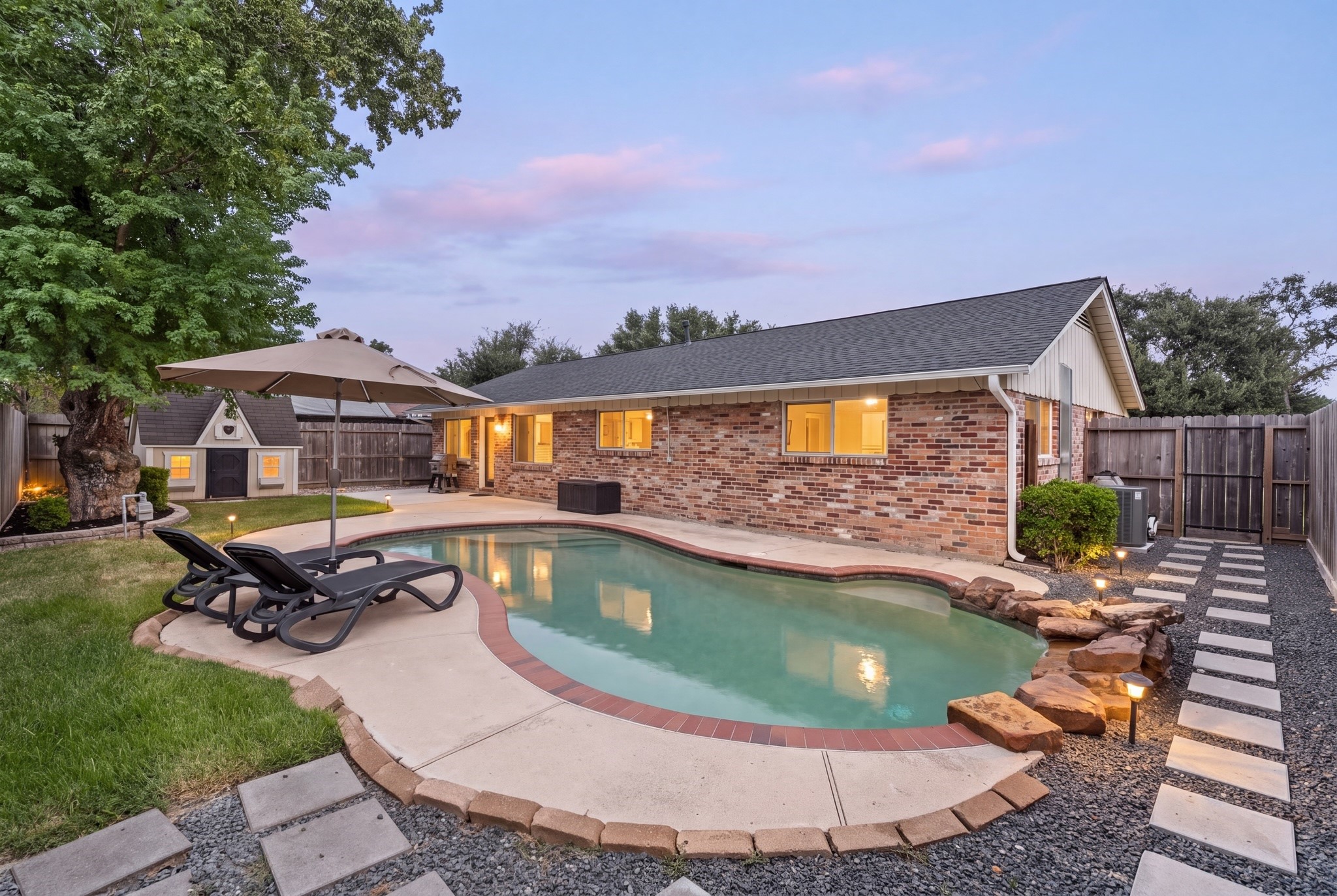 2302 Willowby Drive