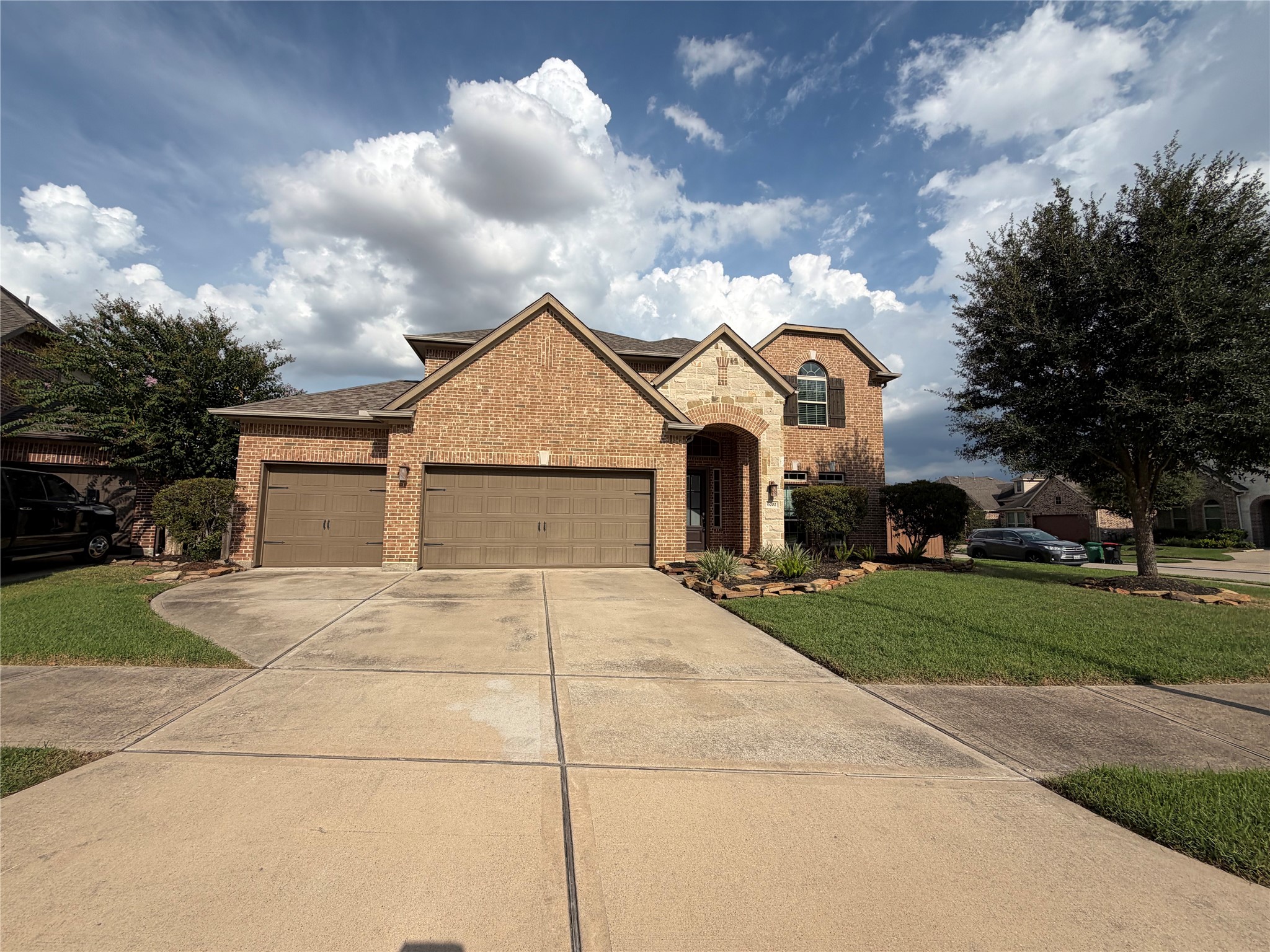 6702 Terania Circle