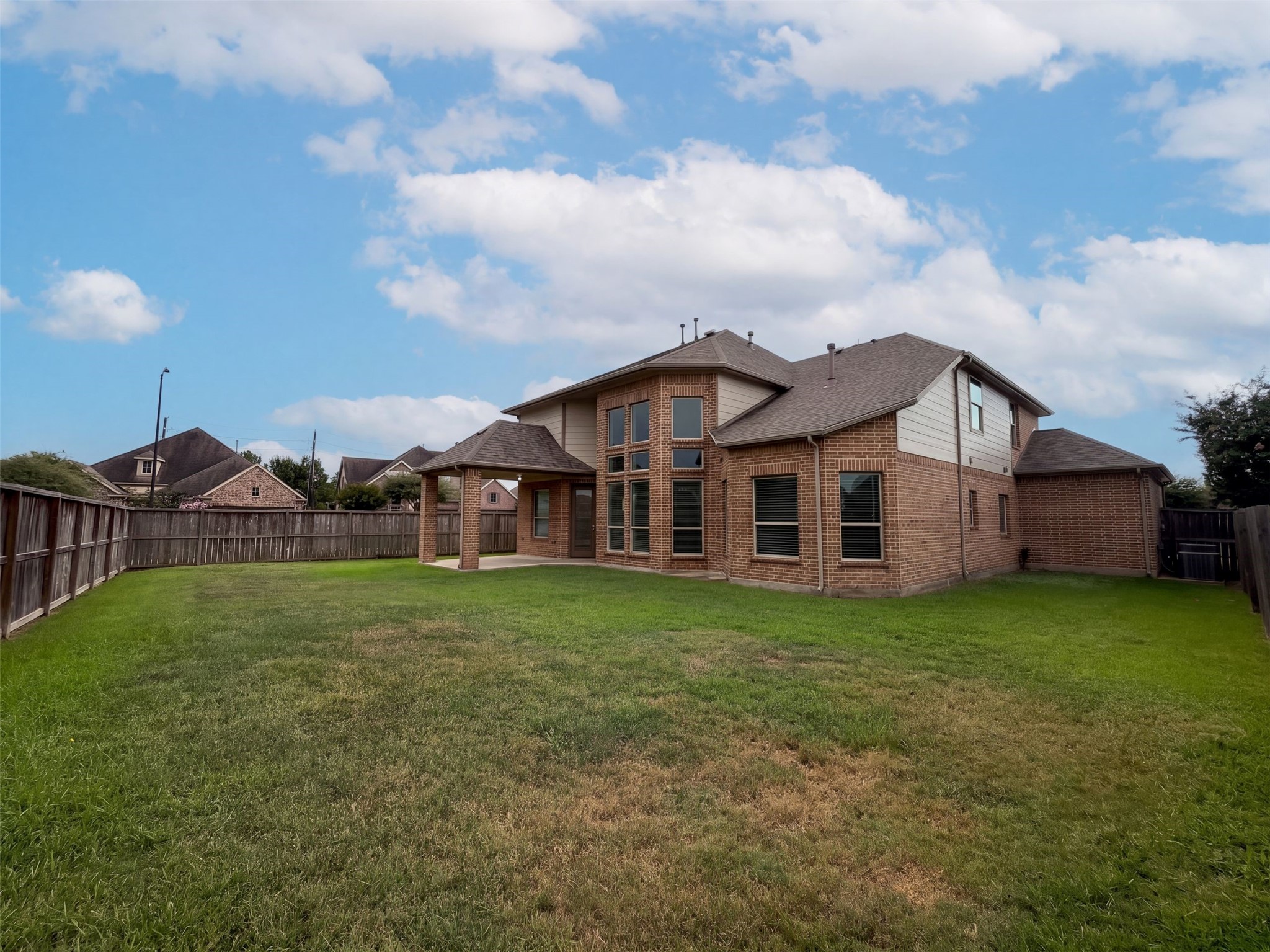 Listing photo 5