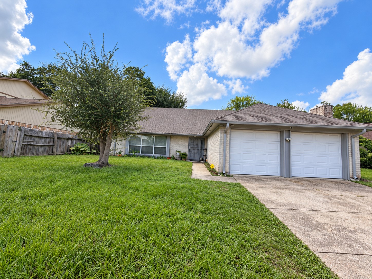 1823 Mandrill Lane